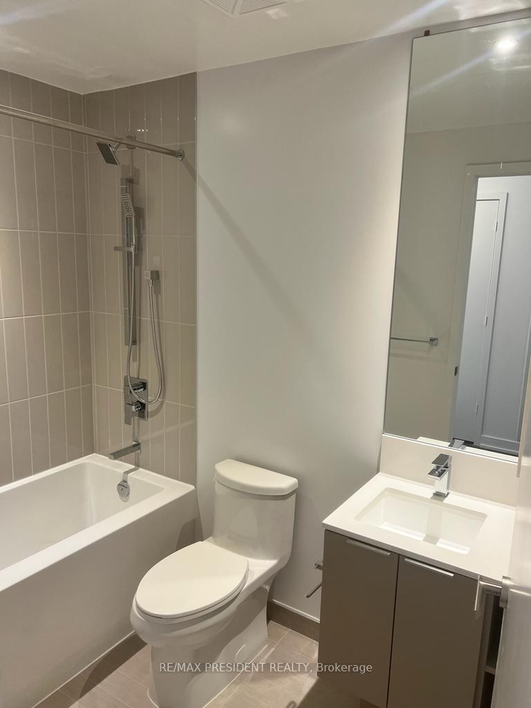 Photo 8 of Unit 3113, 3900 Confederation Parkway, Mississauga, City Centre — HOMEH