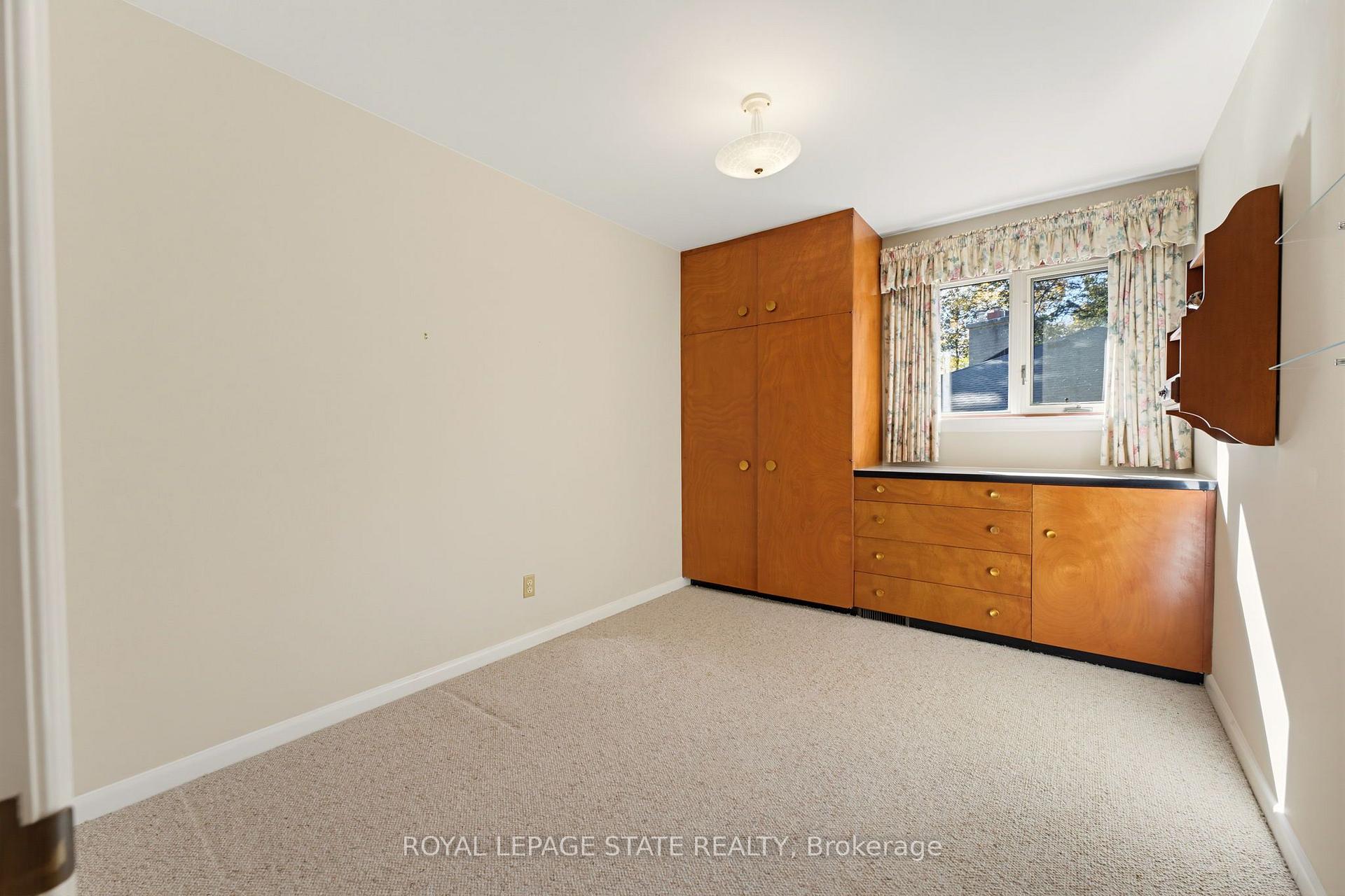 Photo 21 of 73 Grant Boulevard, Hamilton, Dundas — HOMEH