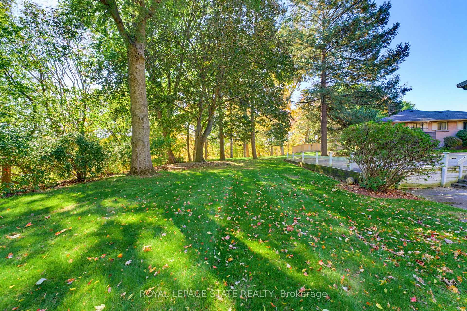 Photo 31 of 73 Grant Boulevard, Hamilton, Dundas — HOMEH