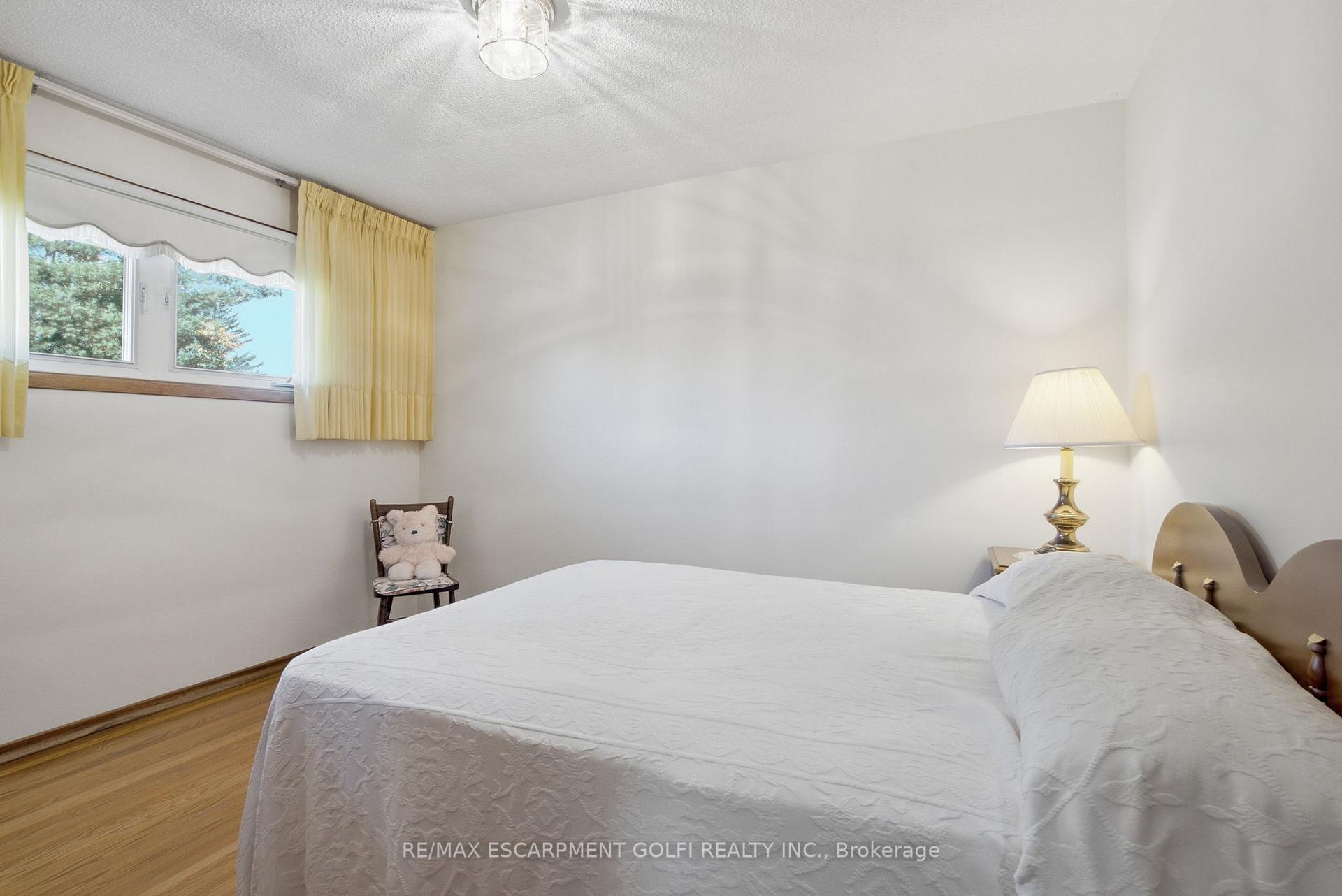 Photo 11 of 14 Geneva Drive, Hamilton, Buchanan — HOMEH