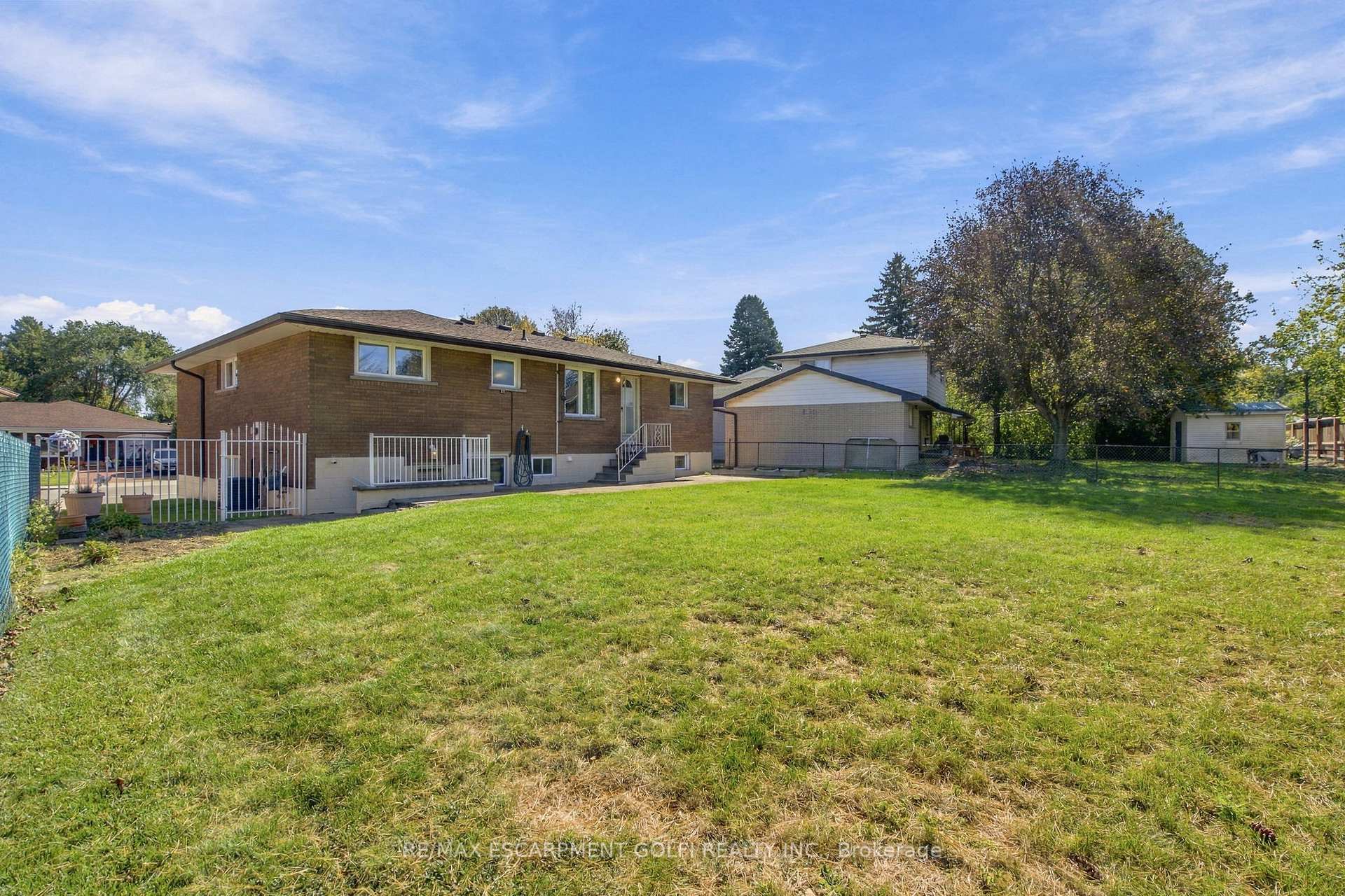 Photo 20 of 14 Geneva Drive, Hamilton, Buchanan — HOMEH