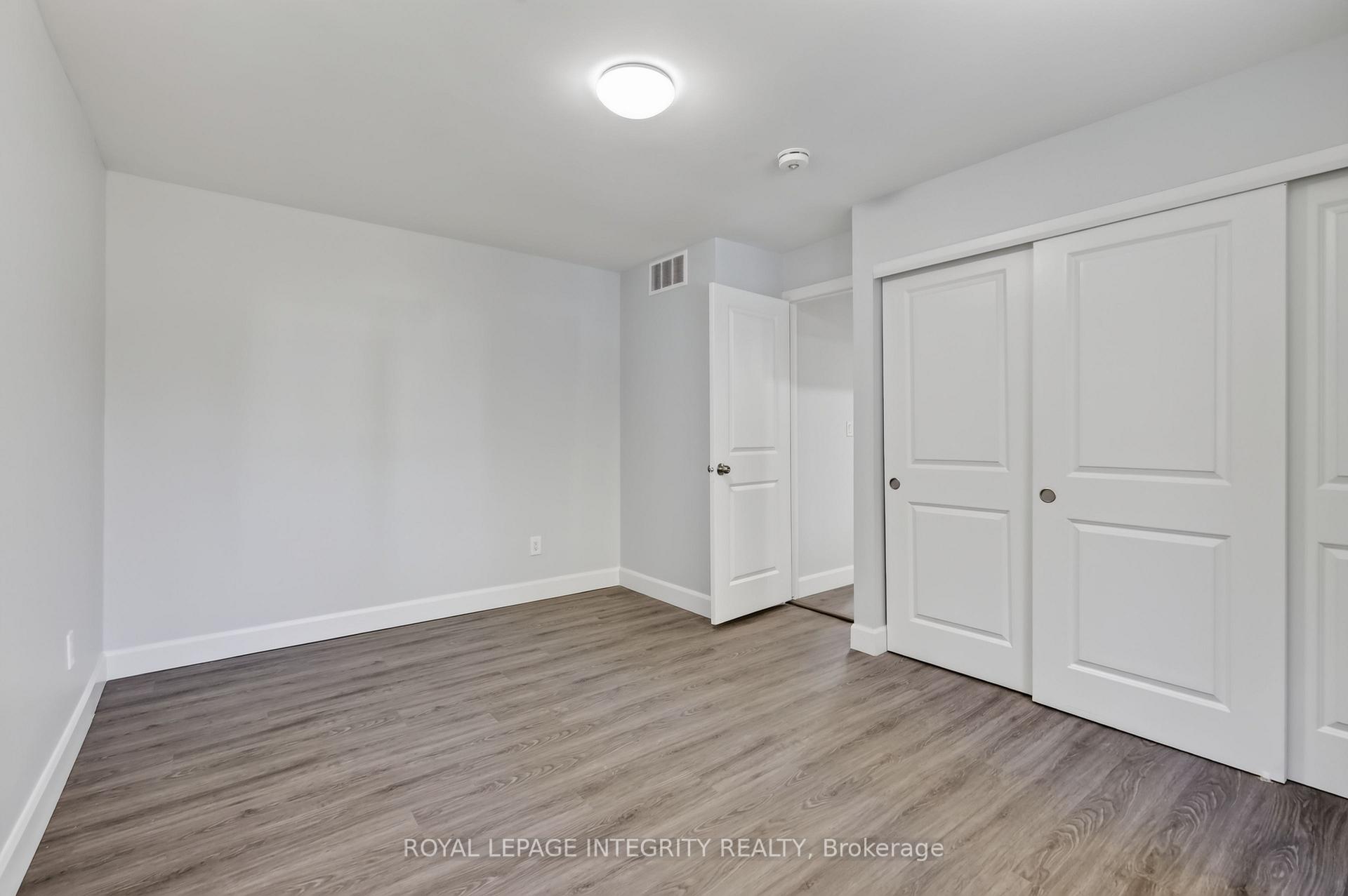 Photo 35 of 1065 Cadboro Road, Ottawa, Carson Grove — HOMEH