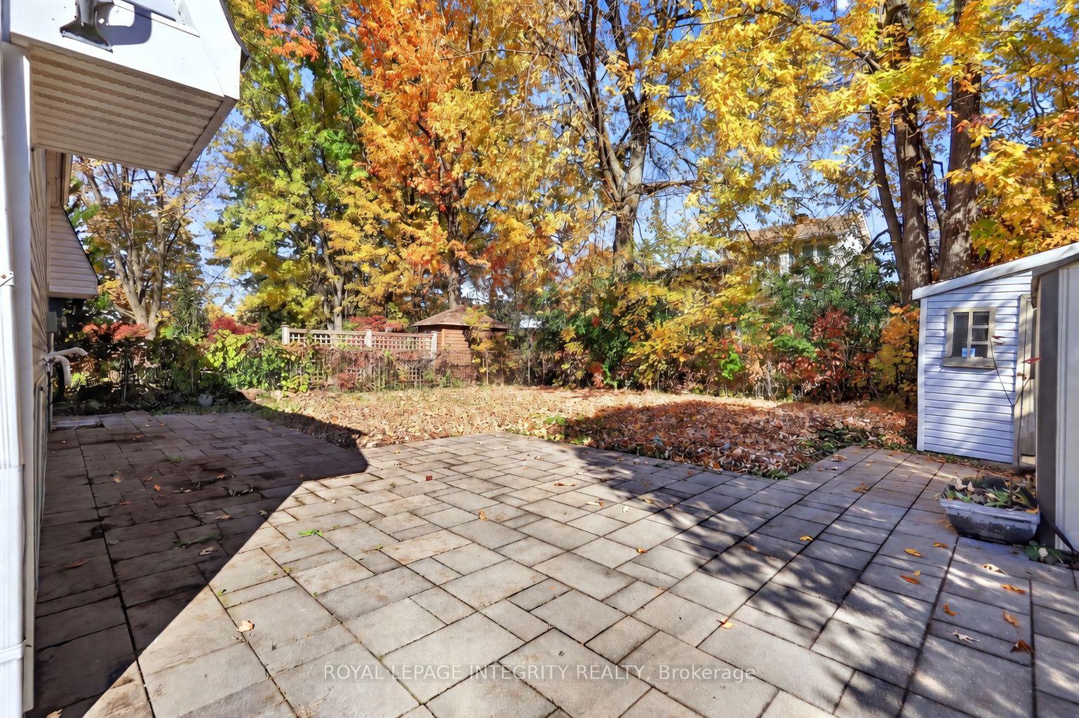 Photo 43 of 1065 Cadboro Road, Ottawa, Carson Grove — HOMEH