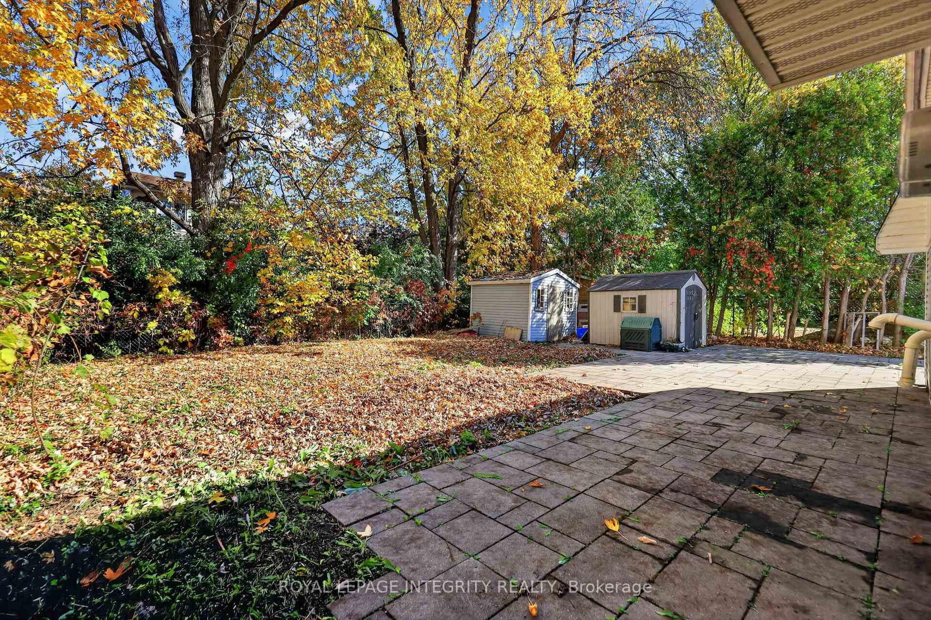 Photo 39 of 1065 Cadboro Road, Ottawa, Carson Grove — HOMEH