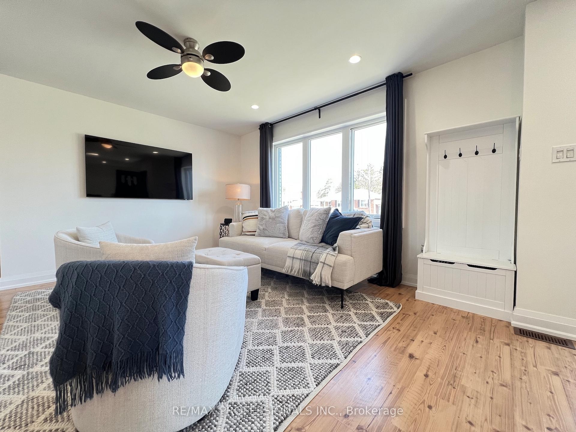 Photo 7 of 2504 Donnavale Drive, Mississauga, Cooksville — HOMEH