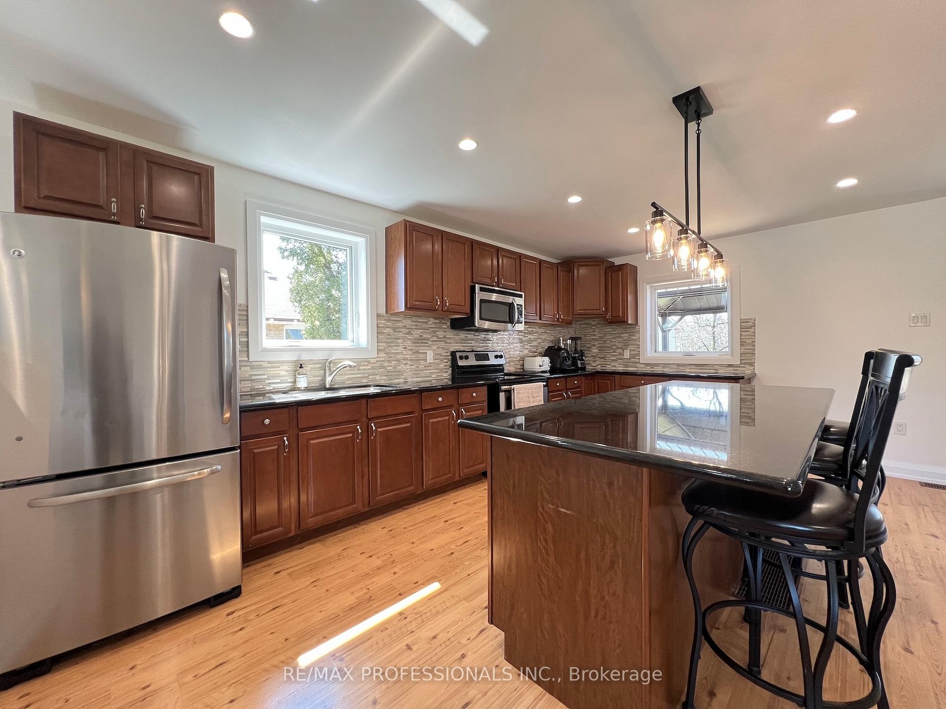 Photo 19 of 2504 Donnavale Drive, Mississauga, Cooksville — HOMEH