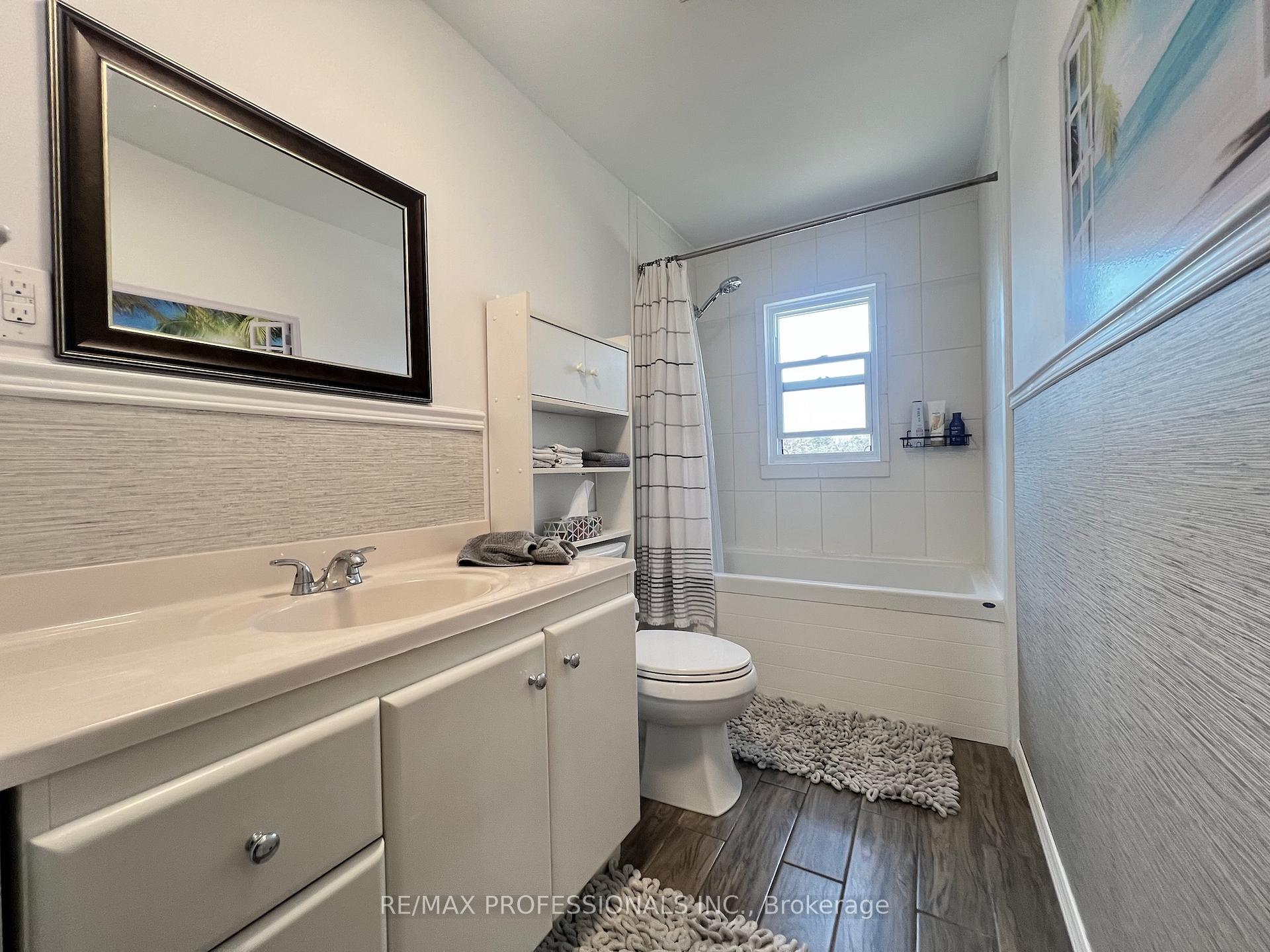 Photo 25 of 2504 Donnavale Drive, Mississauga, Cooksville — HOMEH