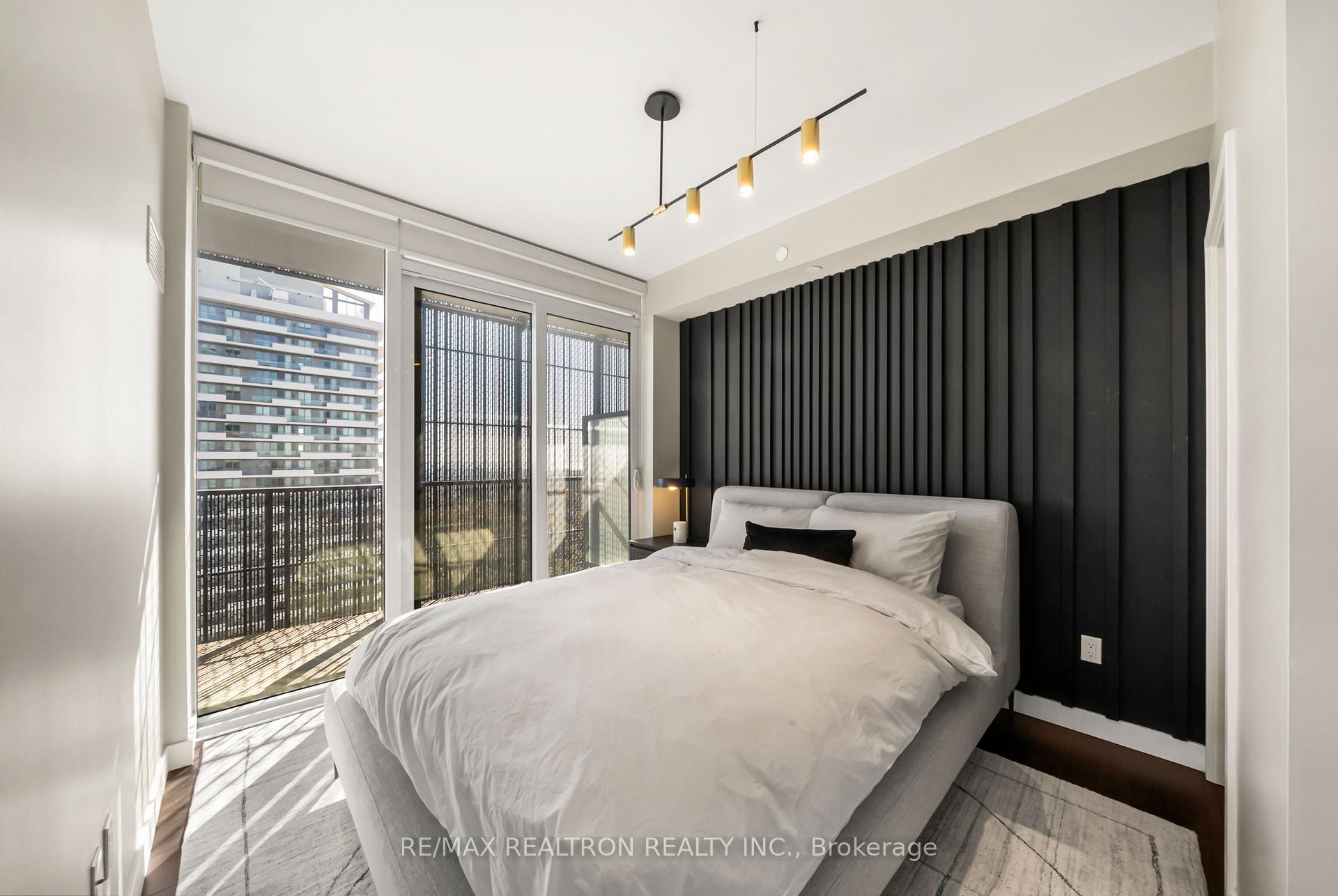 Photo 9 of Unit 4711, 8 Eglinton Avenue E, Toronto, Mount Pleasant West — HOMEH