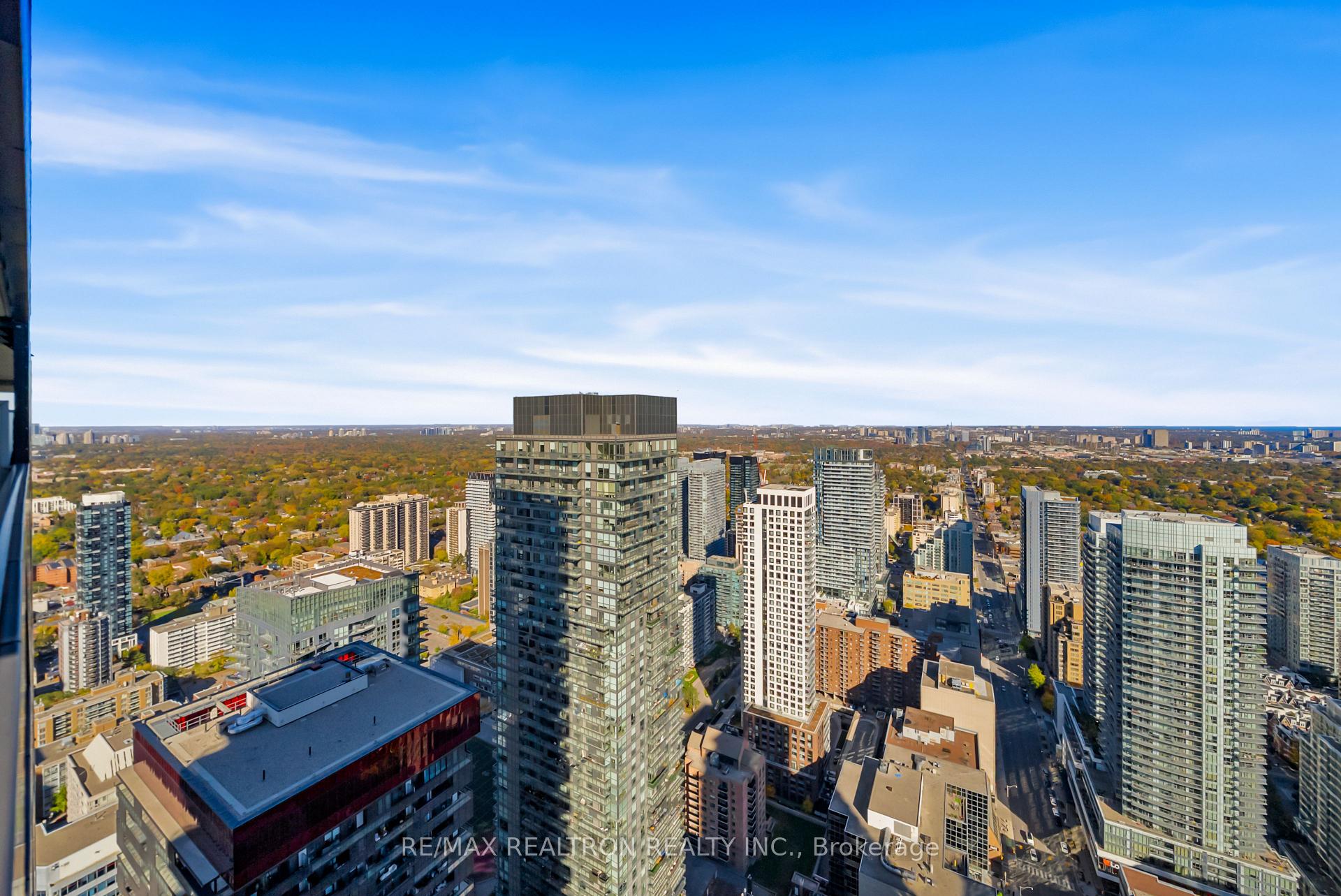 Photo 24 of Unit 4711, 8 Eglinton Avenue E, Toronto, Mount Pleasant West — HOMEH