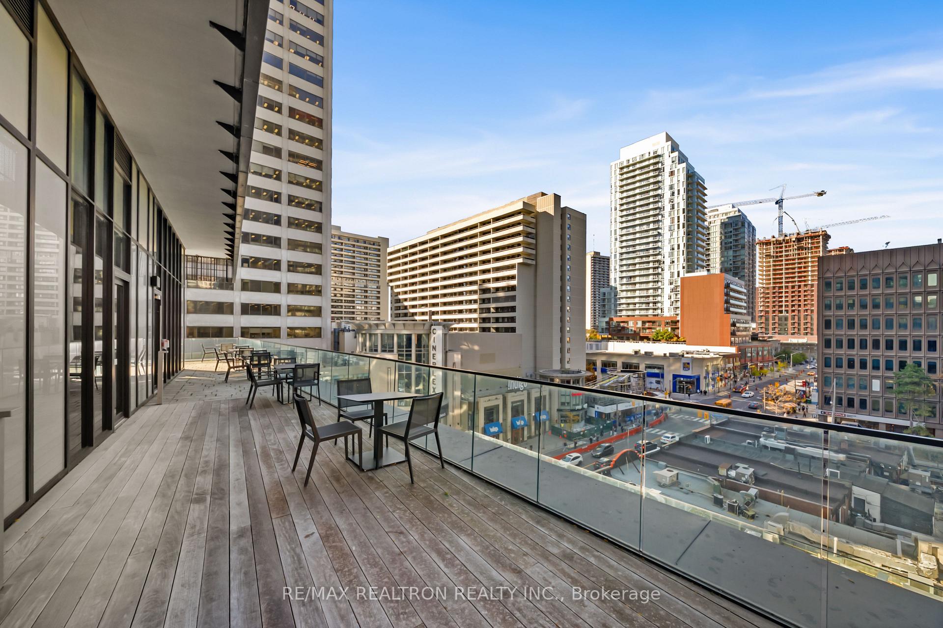 Photo 42 of Unit 4711, 8 Eglinton Avenue E, Toronto, Mount Pleasant West — HOMEH