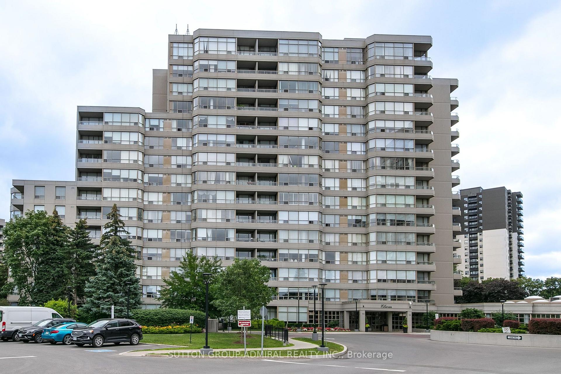 Photo 1 of Unit 814, 11 Townsgate Drive, Vaughan, Crestwood-Springfarm-Yorkhill — HOMEH
