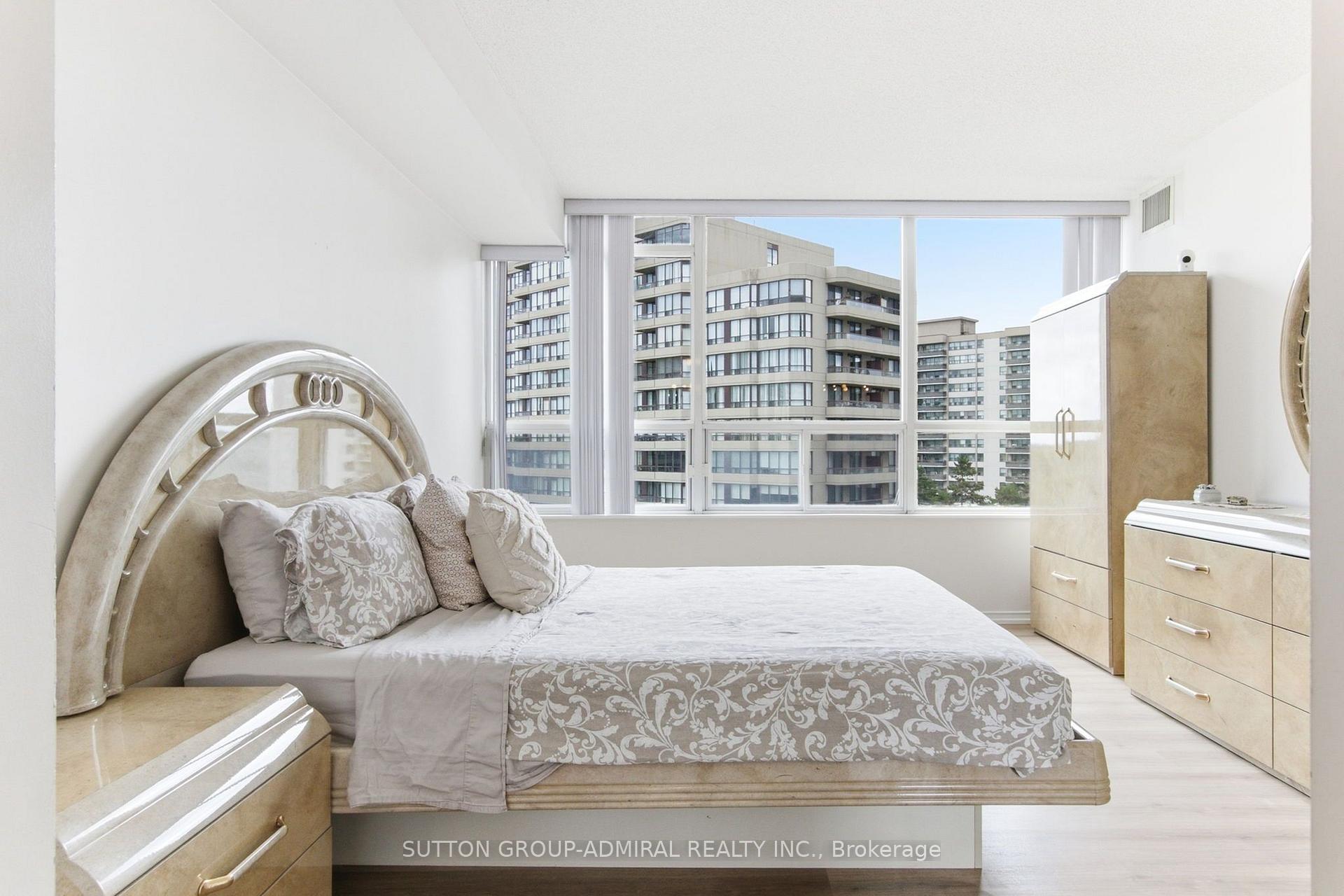 Photo 19 of Unit 814, 11 Townsgate Drive, Vaughan, Crestwood-Springfarm-Yorkhill — HOMEH