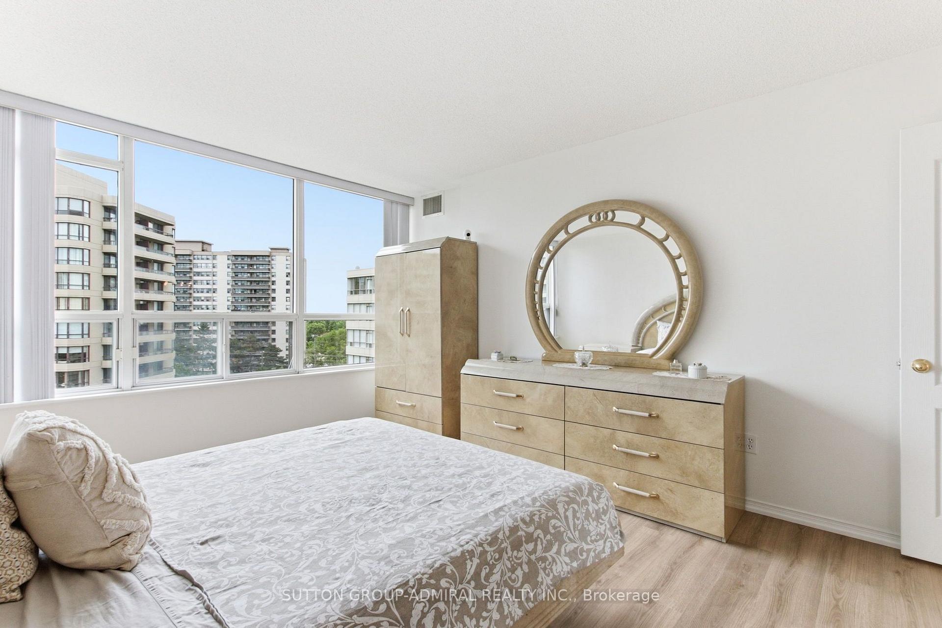 Photo 20 of Unit 814, 11 Townsgate Drive, Vaughan, Crestwood-Springfarm-Yorkhill — HOMEH