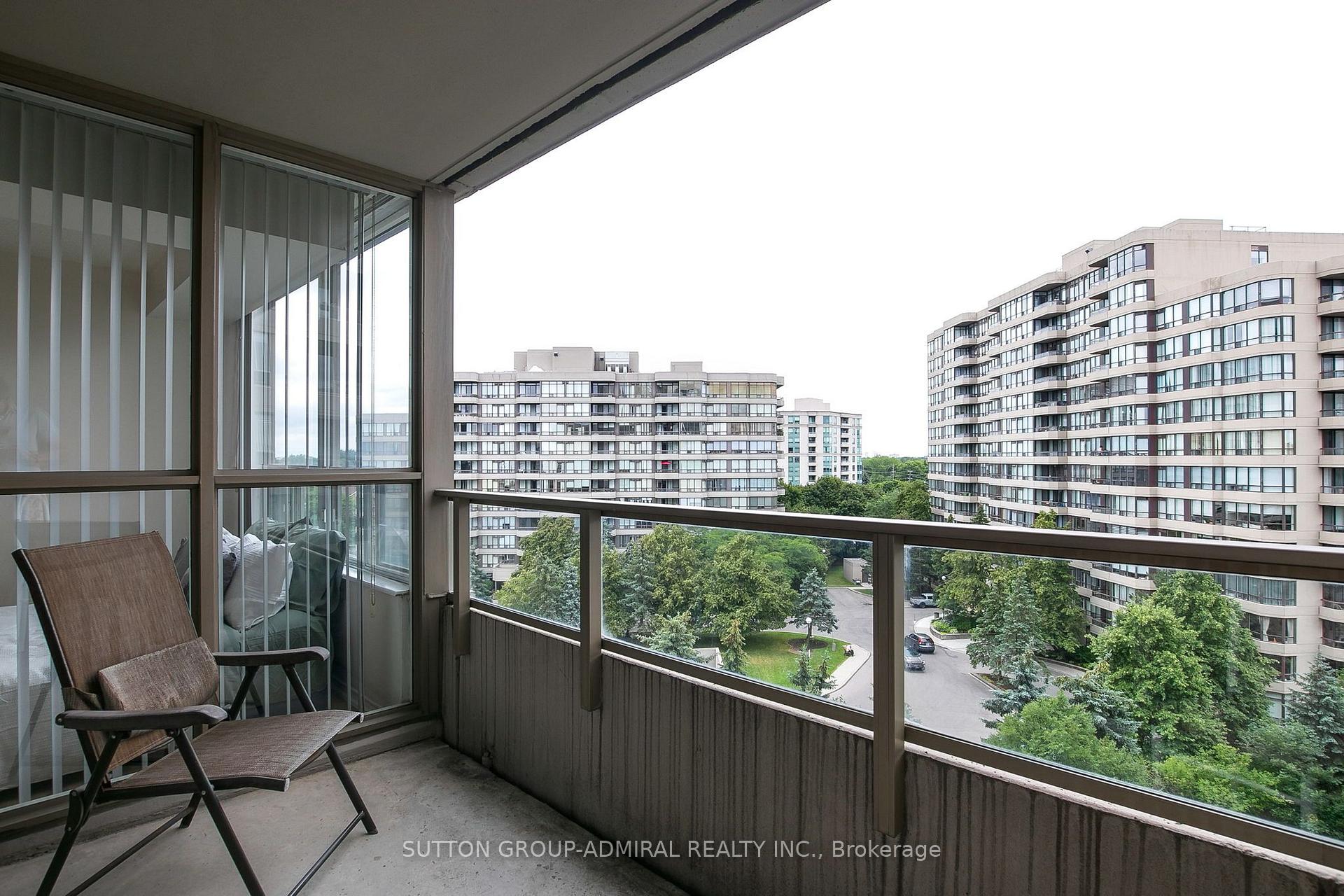 Photo 29 of Unit 814, 11 Townsgate Drive, Vaughan, Crestwood-Springfarm-Yorkhill — HOMEH