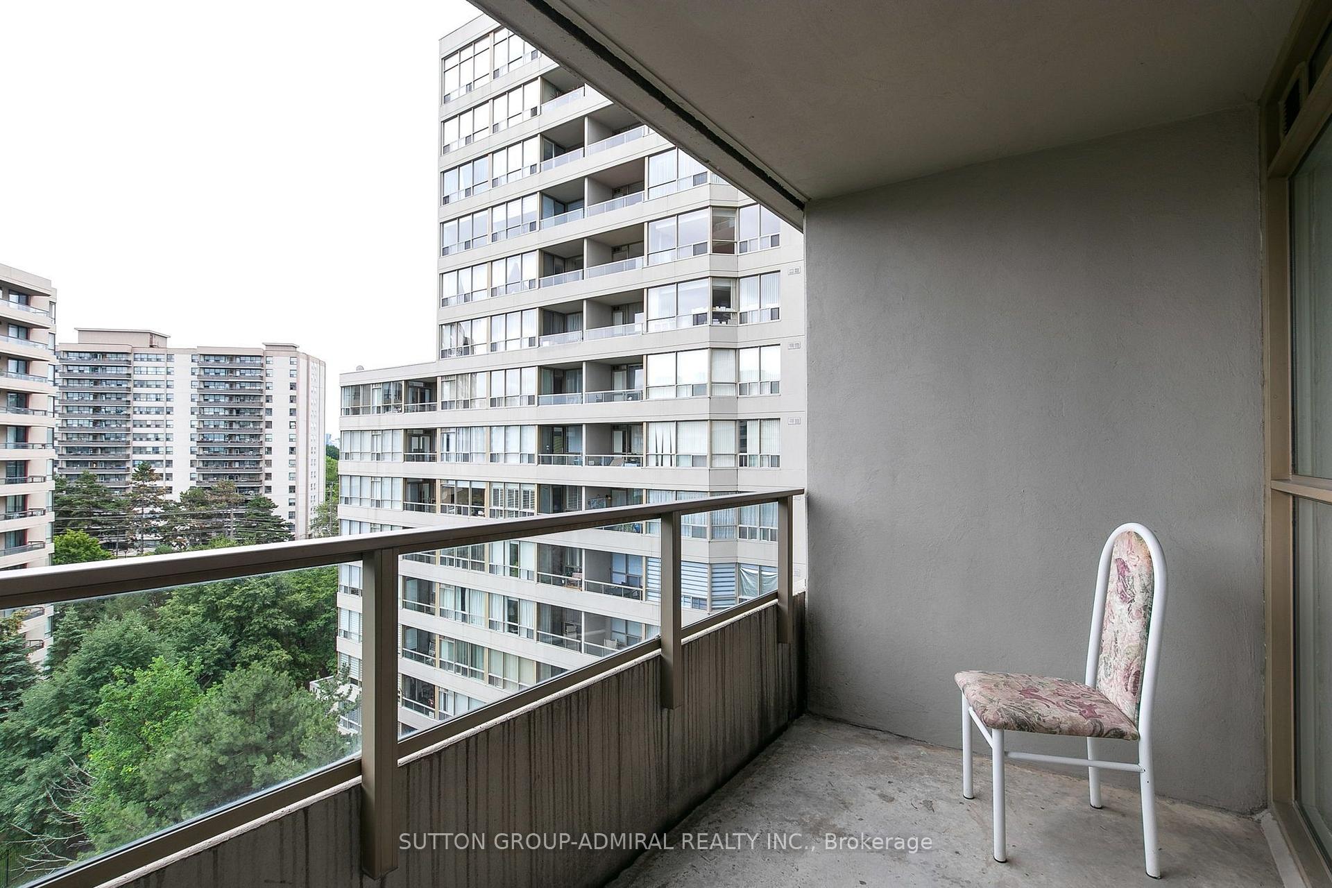 Photo 30 of Unit 814, 11 Townsgate Drive, Vaughan, Crestwood-Springfarm-Yorkhill — HOMEH