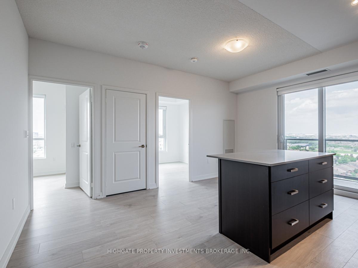 Photo 5 of Unit 1601, 8 Nahani Way, Mississauga, Hurontario — HOMEH
