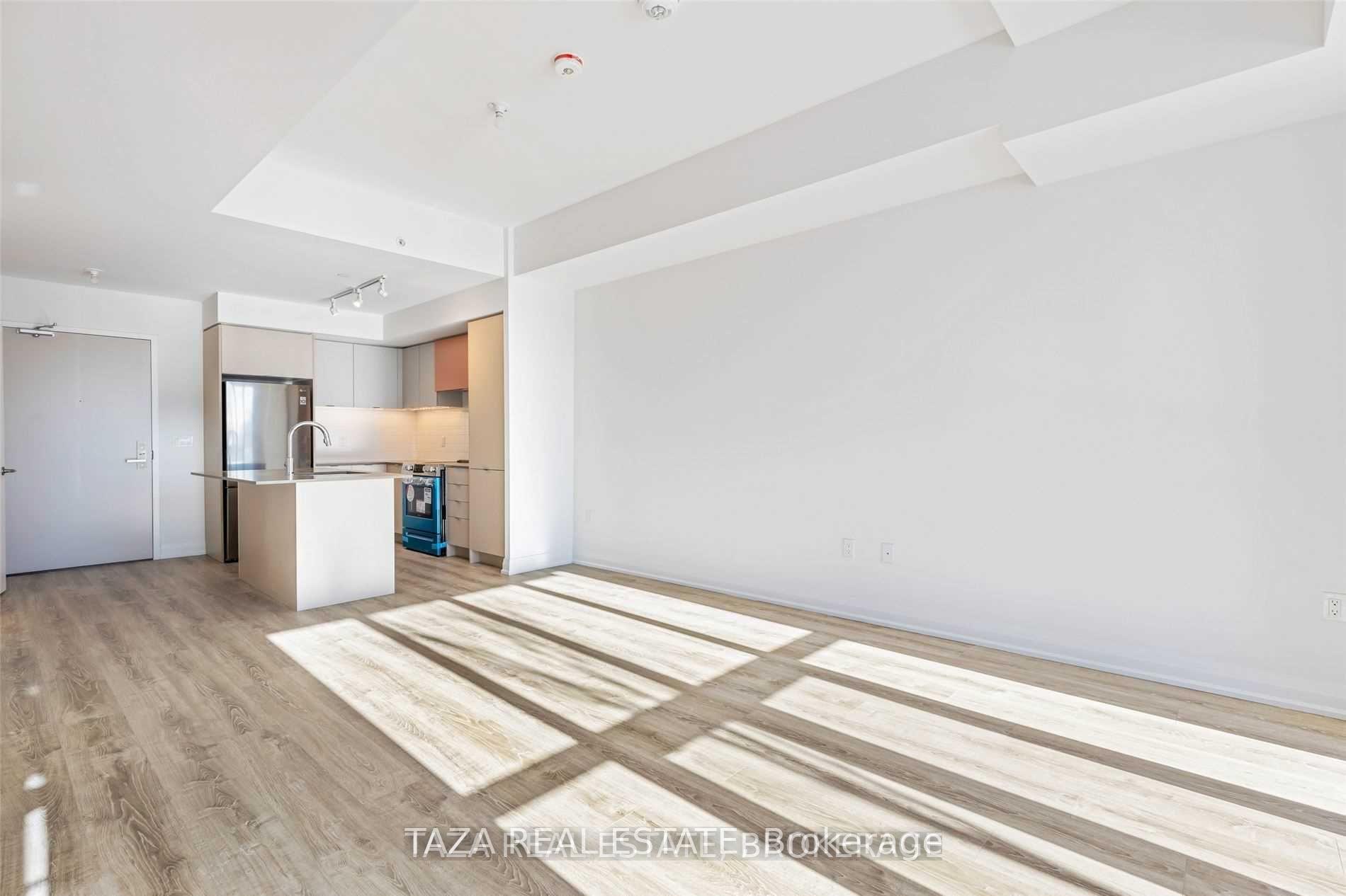 Photo 6 of Unit Th103, 30 Gibbs Road, Etobicoke, Islington-City Centre West — HOMEH