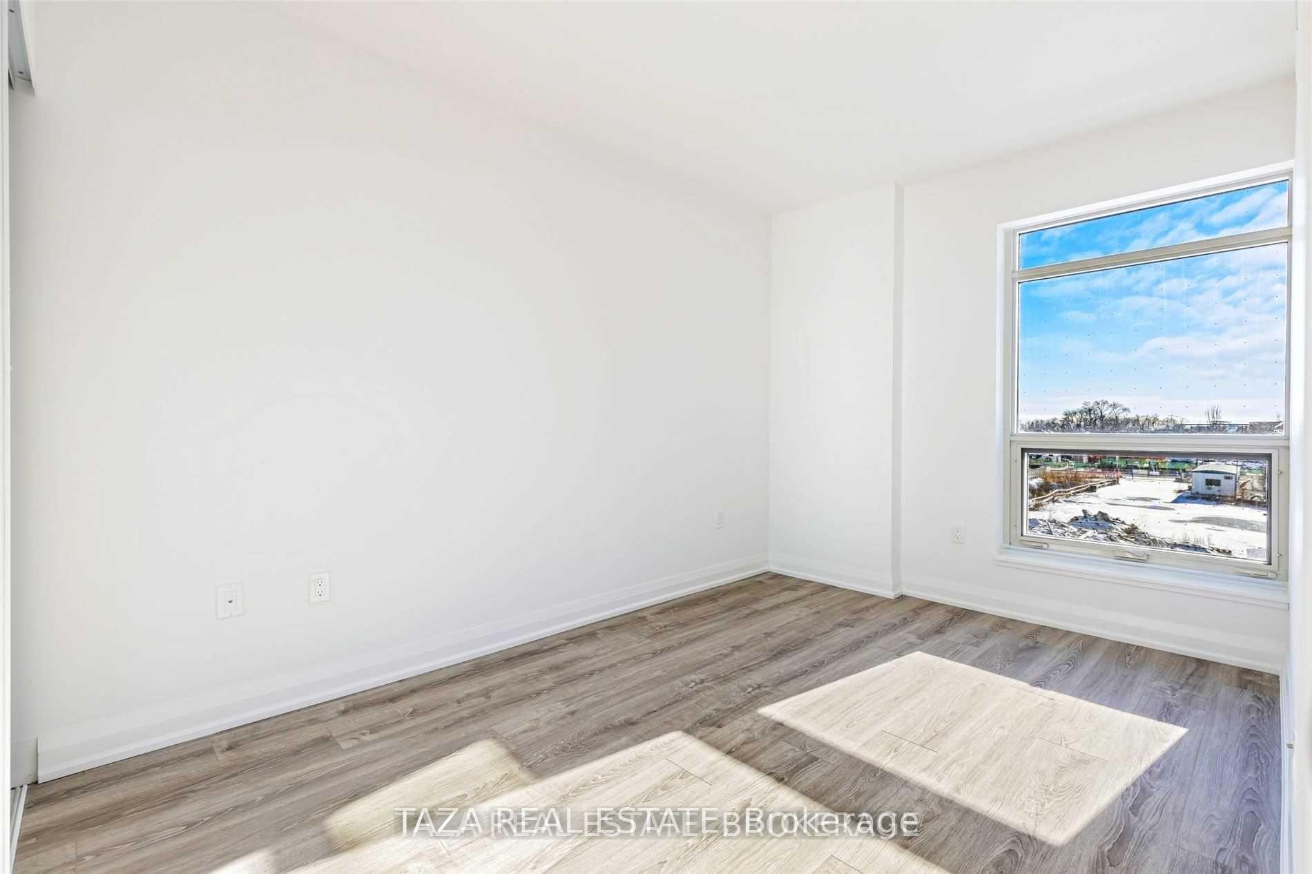 Photo 22 of Unit Th103, 30 Gibbs Road, Etobicoke, Islington-City Centre West — HOMEH