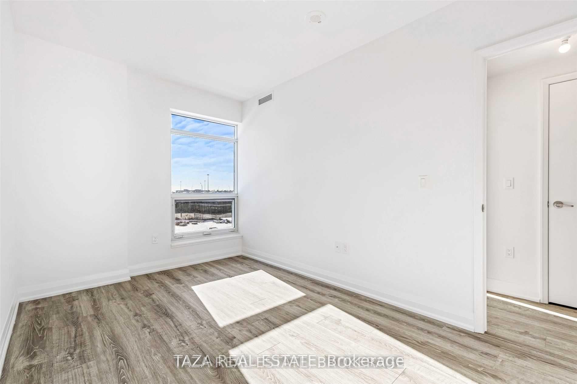 Photo 23 of Unit Th103, 30 Gibbs Road, Etobicoke, Islington-City Centre West — HOMEH