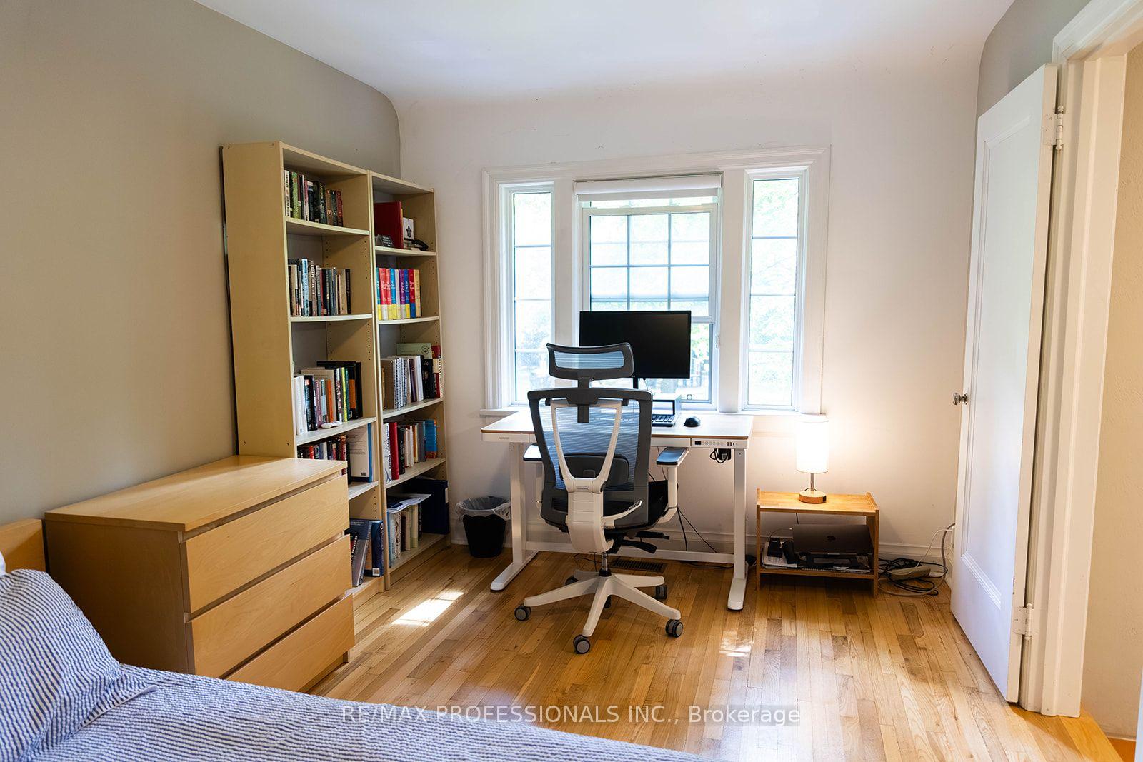 Photo 17 of 82 Ellis Park Road, Toronto, High Park-Swansea — HOMEH