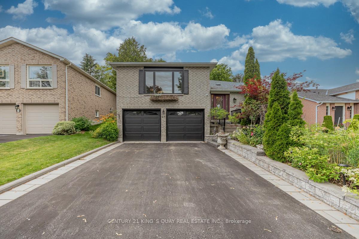 Photo 1 of 40 Stonehill Boulevard, East Gwillimbury, Holland Landing — HOMEH