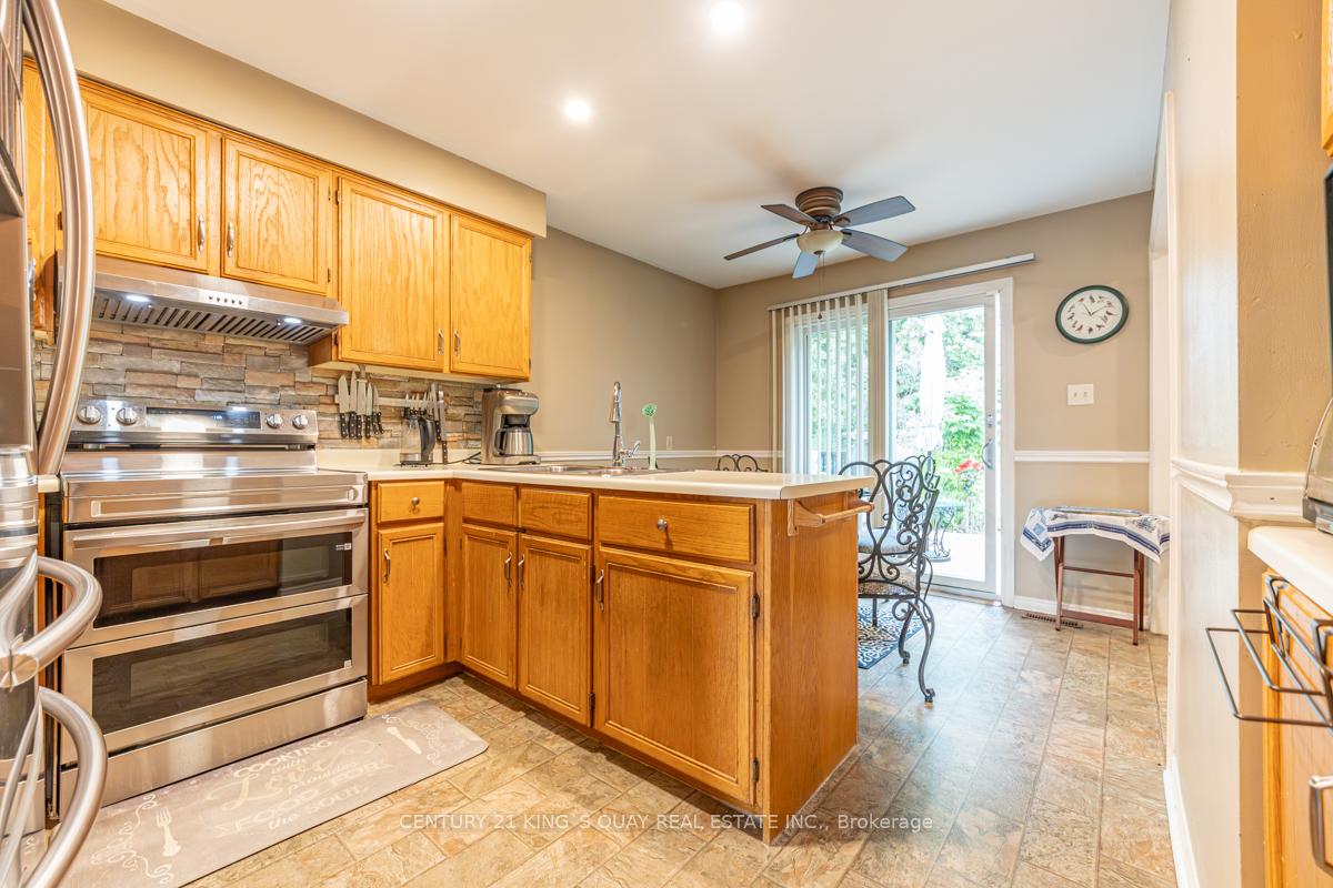 Photo 11 of 40 Stonehill Boulevard, East Gwillimbury, Holland Landing — HOMEH