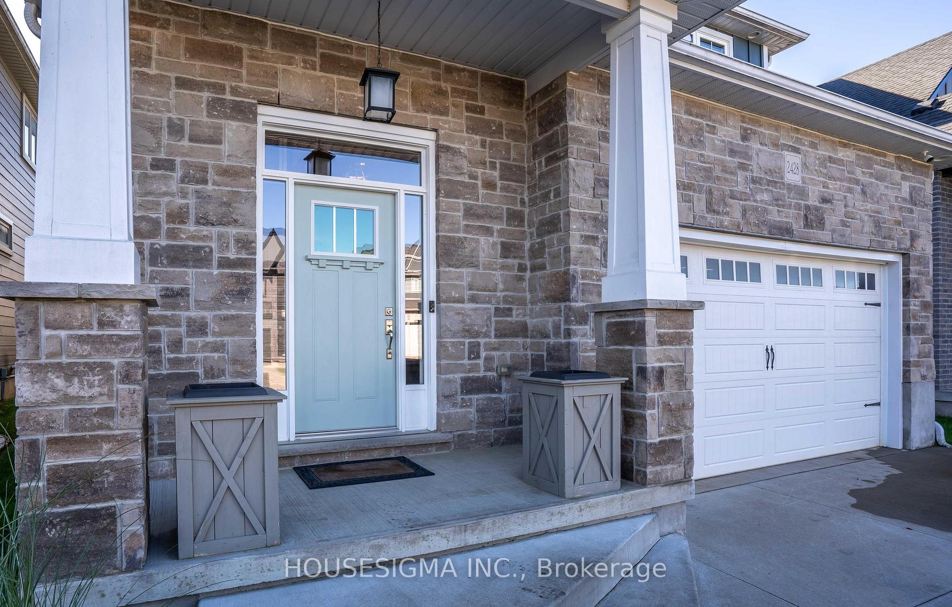 Photo 4 of 2428 Seven Oaks Ridge, London, South U — HOMEH