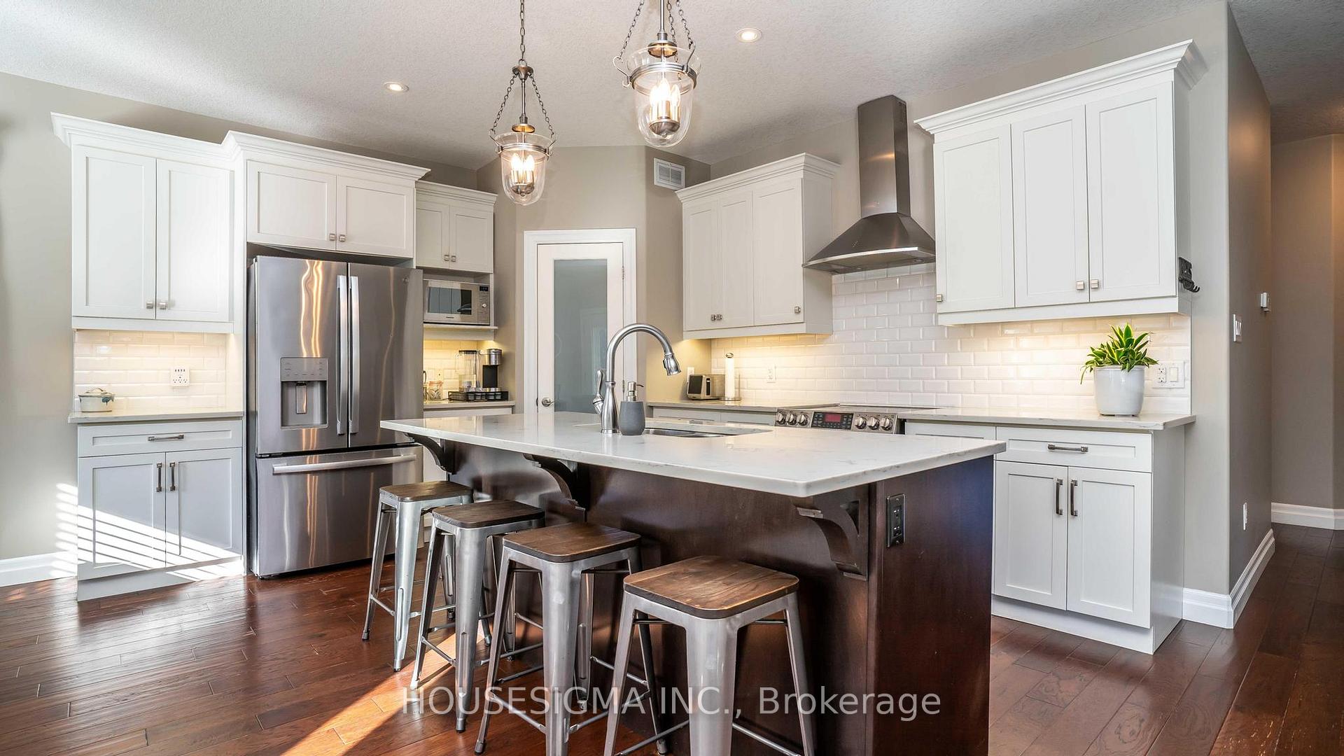 Photo 12 of 2428 Seven Oaks Ridge, London, South U — HOMEH