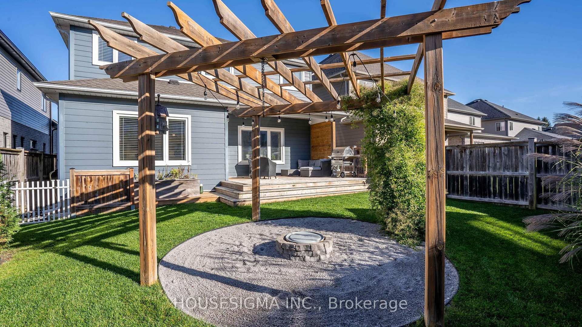 Photo 44 of 2428 Seven Oaks Ridge, London, South U — HOMEH