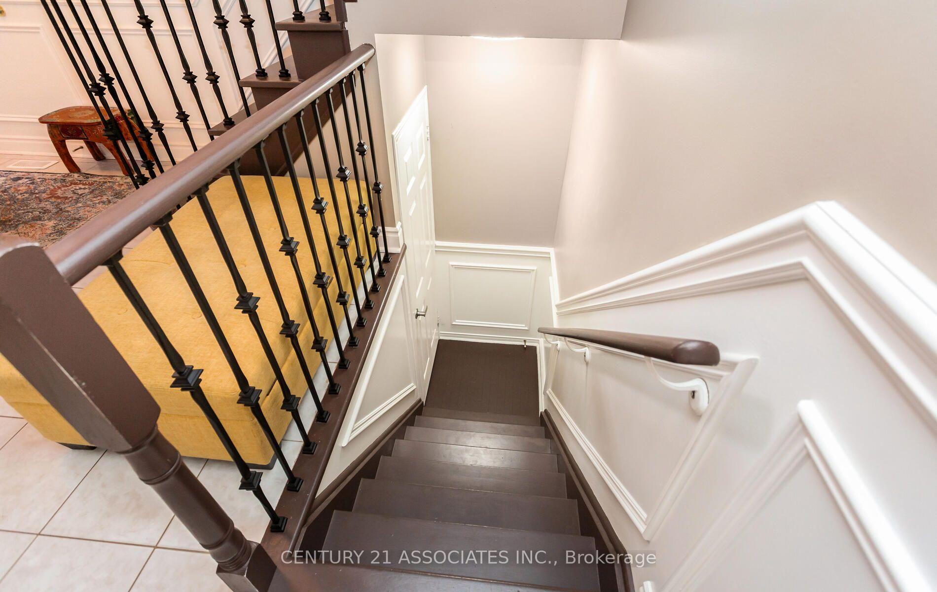 Photo 2 of Unit Basement, 998 Vickerman Way, Milton, Coates — HOMEH
