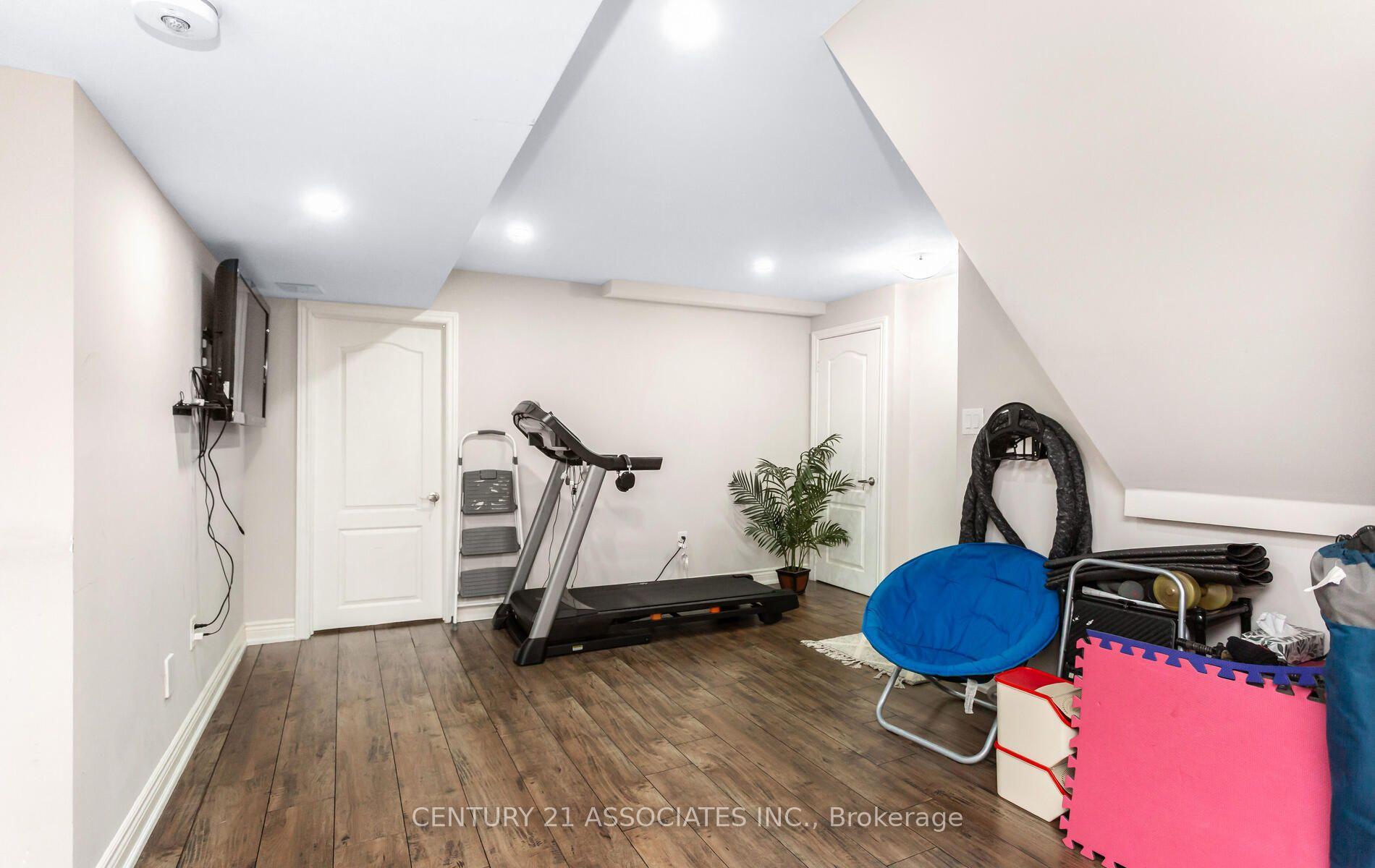 Photo 3 of Unit Basement, 998 Vickerman Way, Milton, Coates — HOMEH