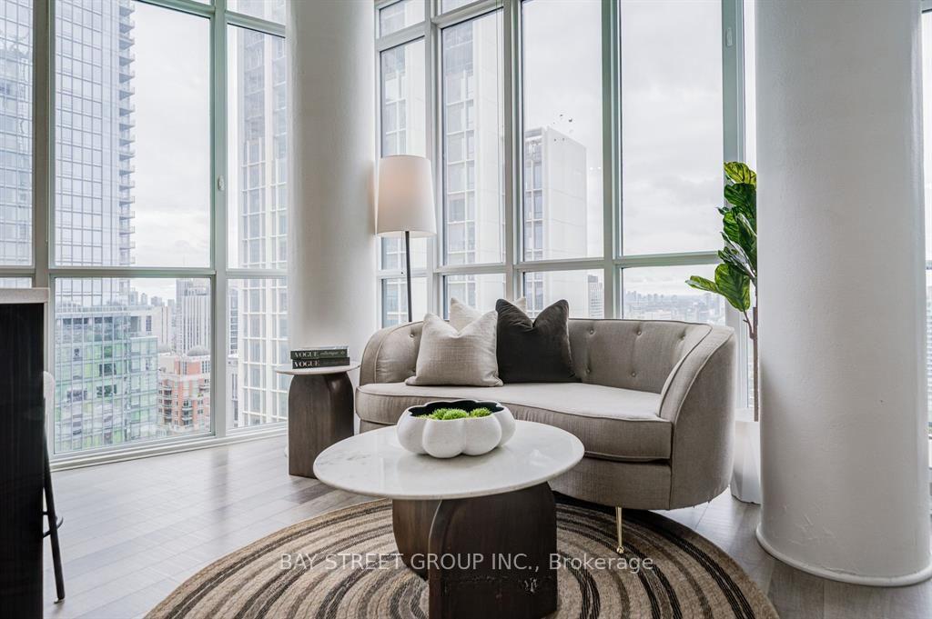 Photo 6 of Unit 2608, 32 Davenport Road, Toronto, The Annex — HOMEH