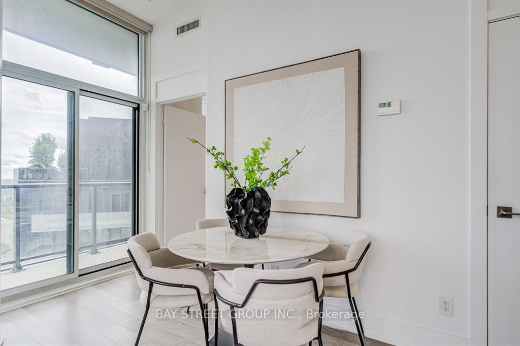 Photo 8 of Unit 2608, 32 Davenport Road, Toronto, The Annex — HOMEH