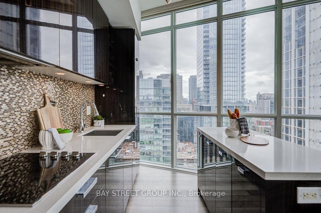Photo 11 of Unit 2608, 32 Davenport Road, Toronto, The Annex — HOMEH