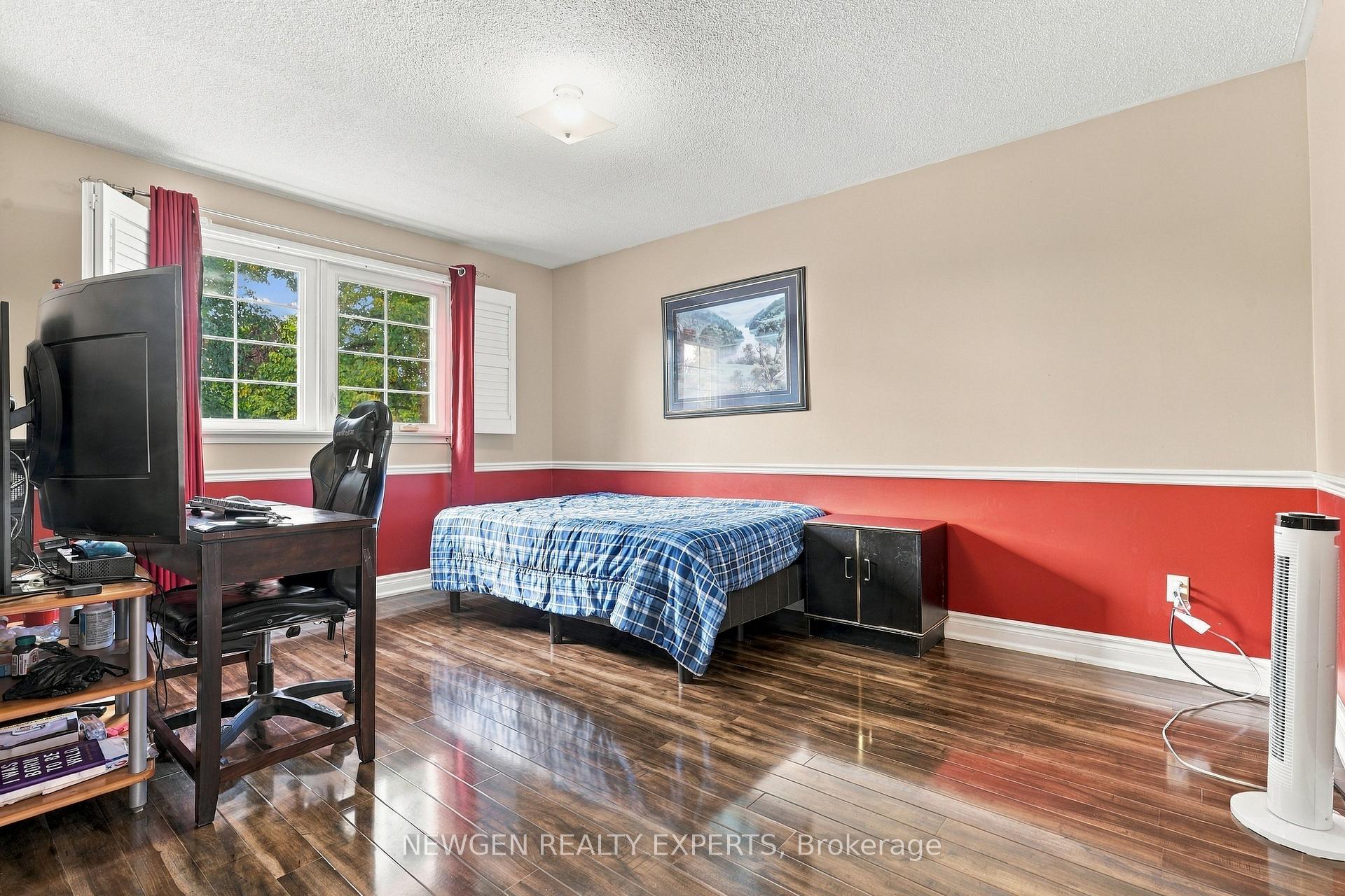 Photo 18 of 40 Foundry Crescent E, Markham, Raymerville — HOMEH