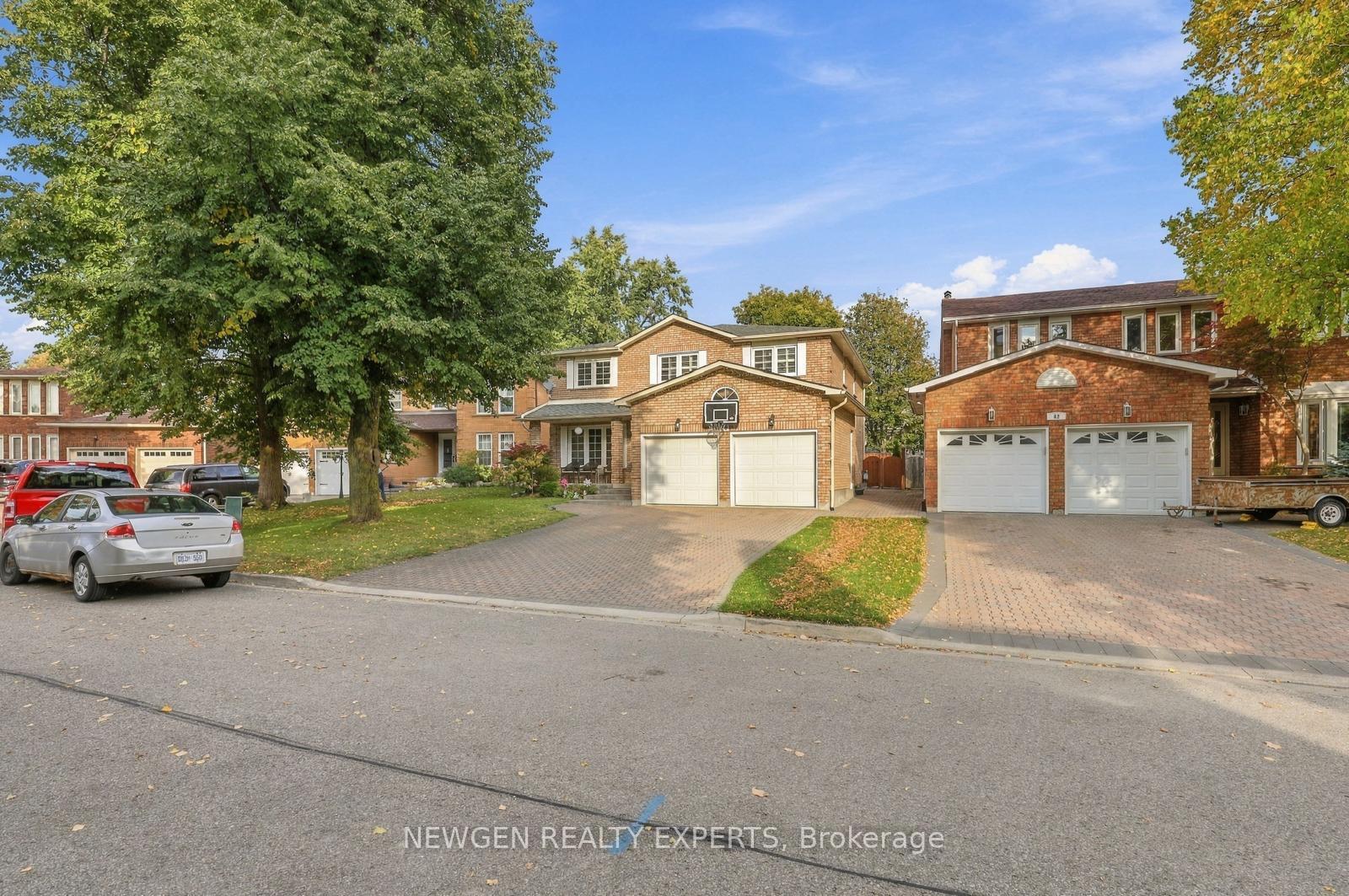 Photo 2 of 40 Foundry Crescent E, Markham, Raymerville — HOMEH