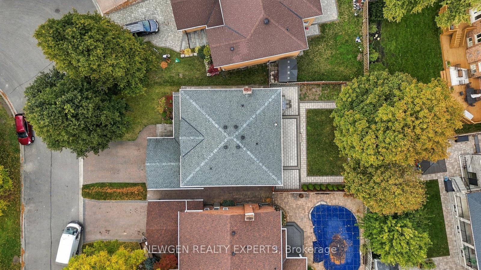 Photo 33 of 40 Foundry Crescent E, Markham, Raymerville — HOMEH