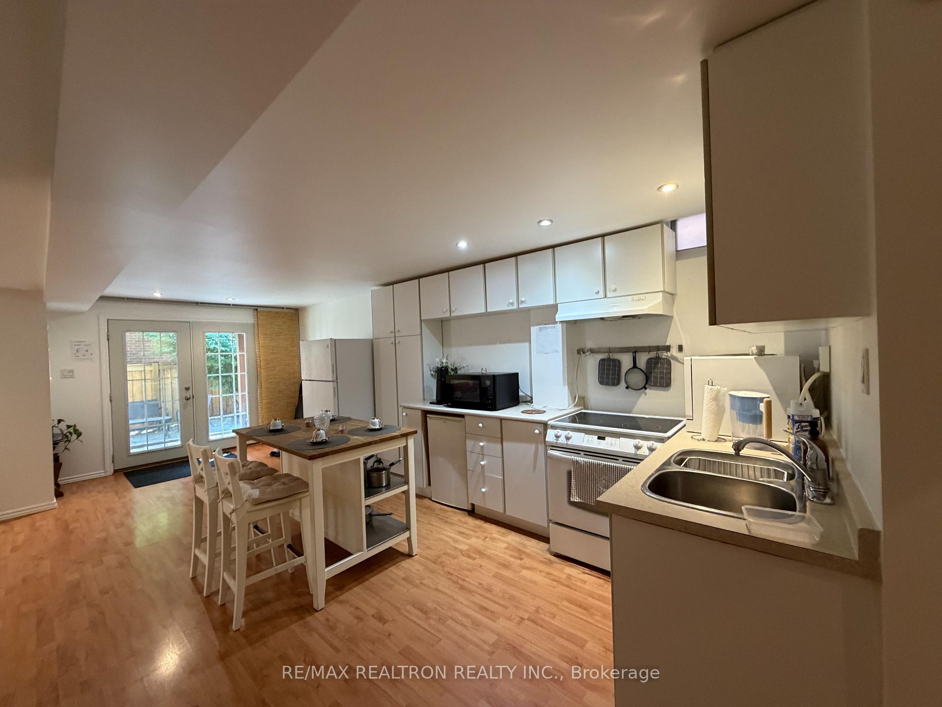 Photo of Unit BSMT, 976 Cristina Court