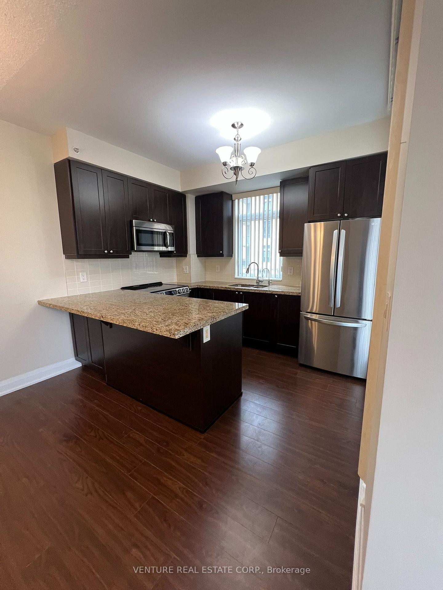 Photo 7 of Unit 307, 12 Woodstream Boulevard, Vaughan, Vaughan Grove — HOMEH
