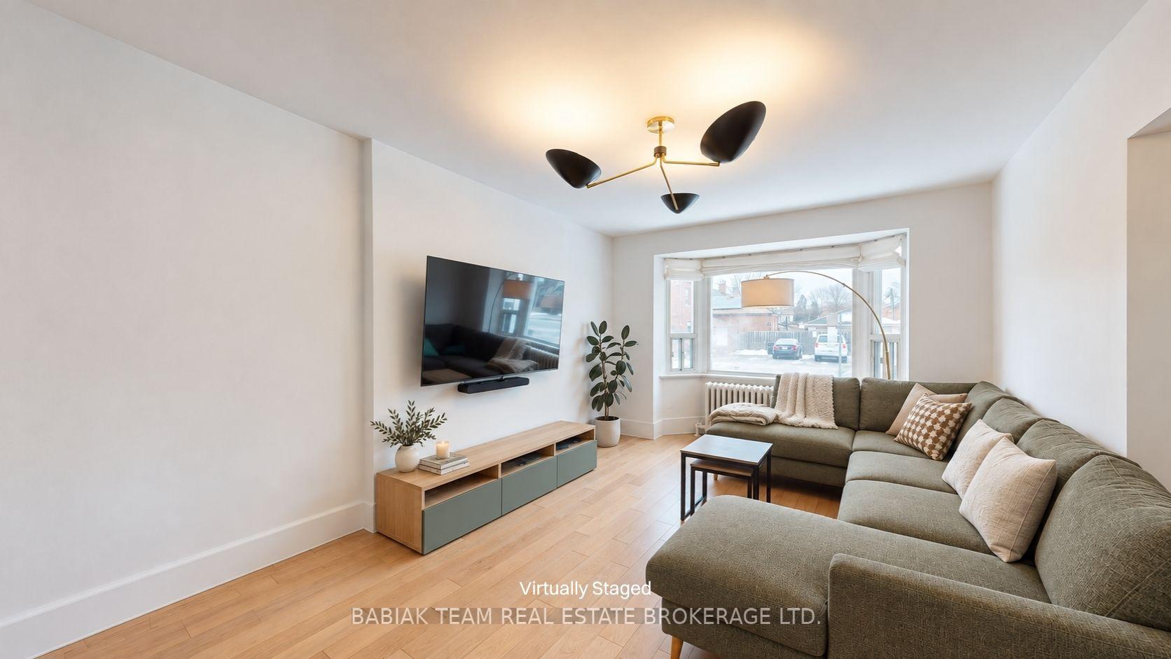 Photo 3 of 474 Old Weston Road, Toronto, Weston-Pellam Park — HOMEH