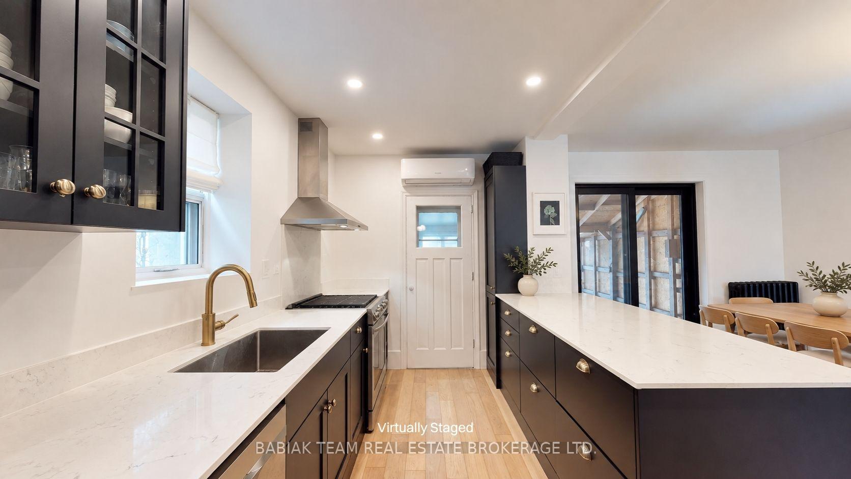 Photo 10 of 474 Old Weston Road, Toronto, Weston-Pellam Park — HOMEH