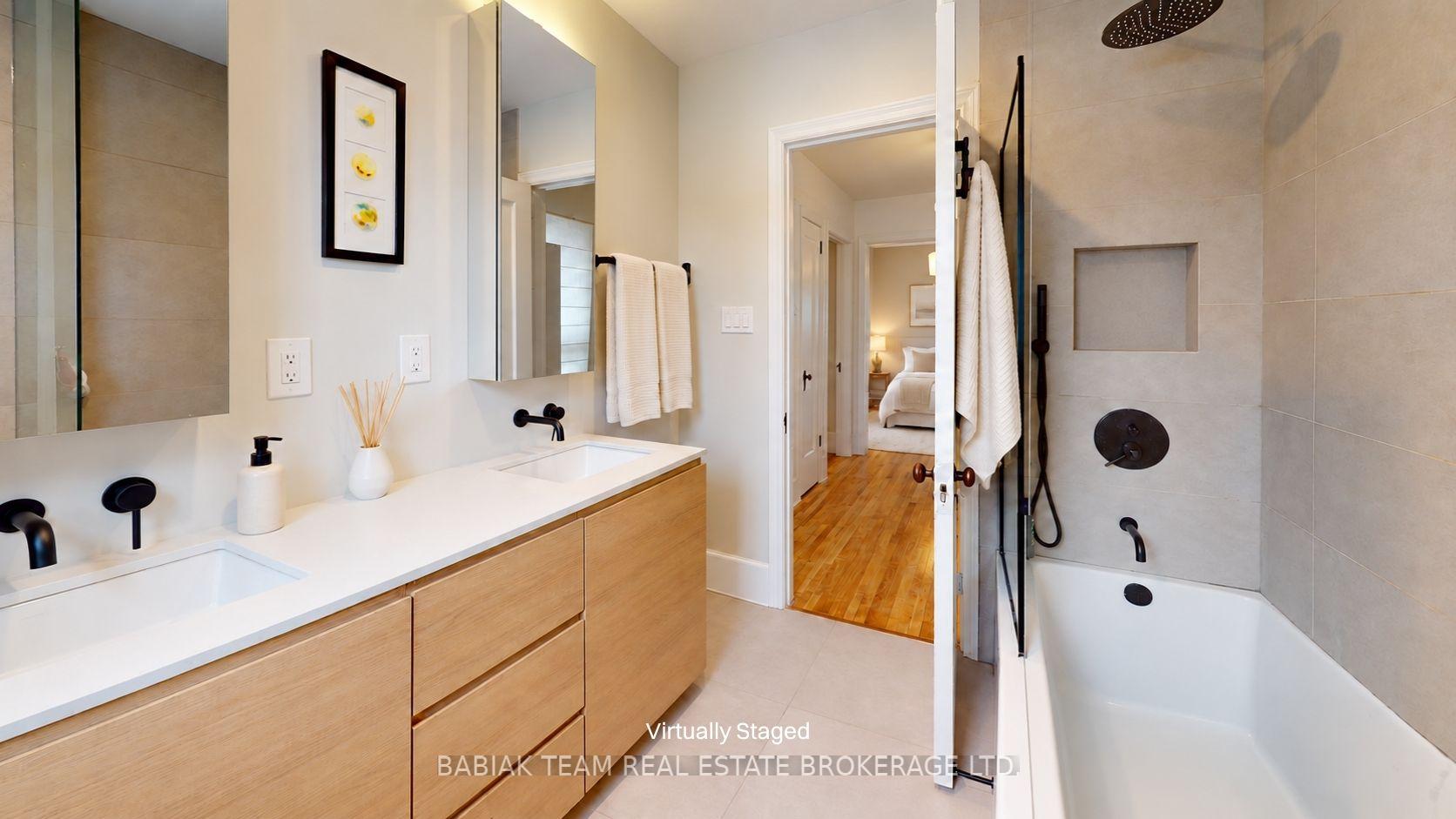 Photo 20 of 474 Old Weston Road, Toronto, Weston-Pellam Park — HOMEH