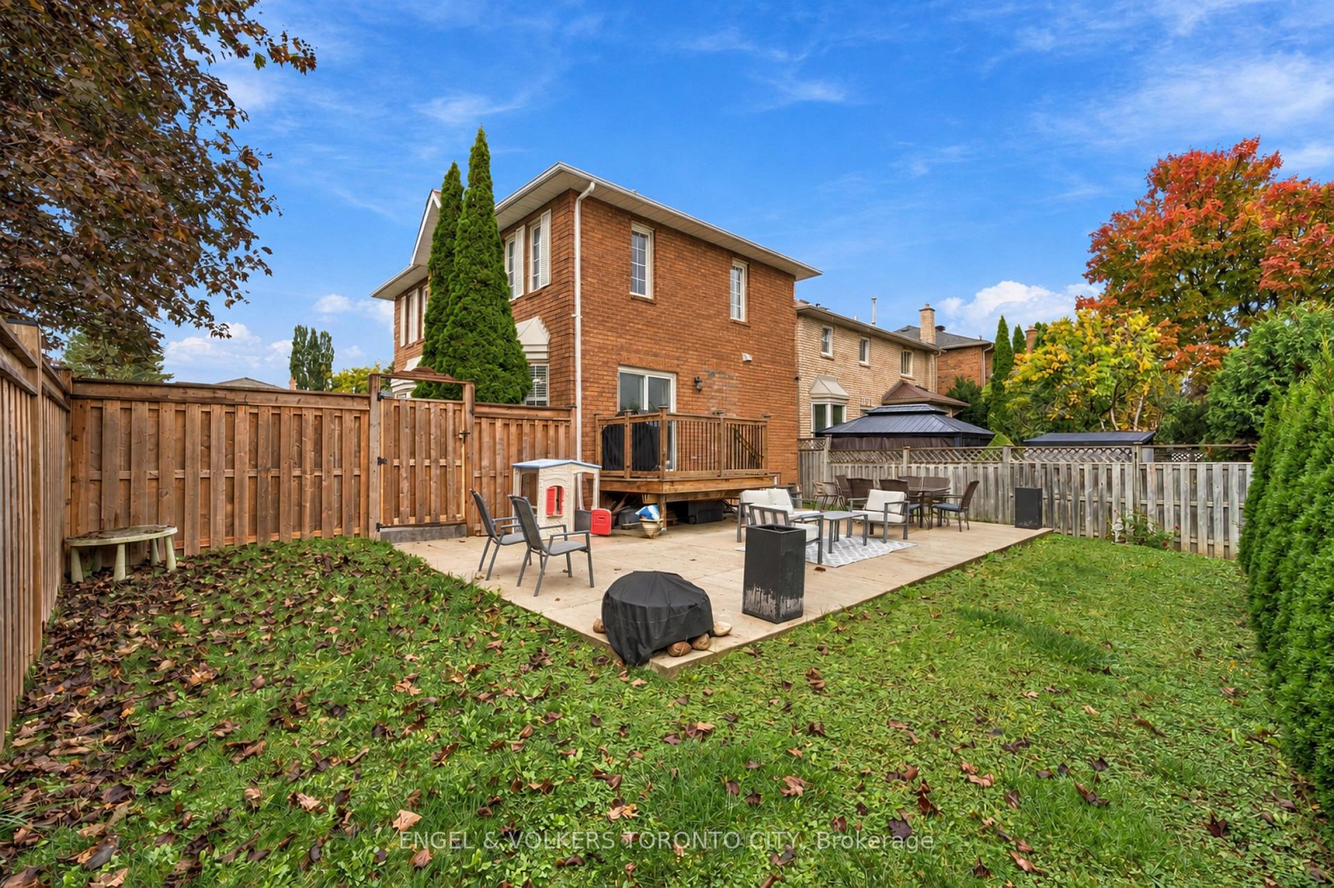Photo 44 of 148 Aurora Heights Drive, Aurora, Aurora Heights — HOMEH