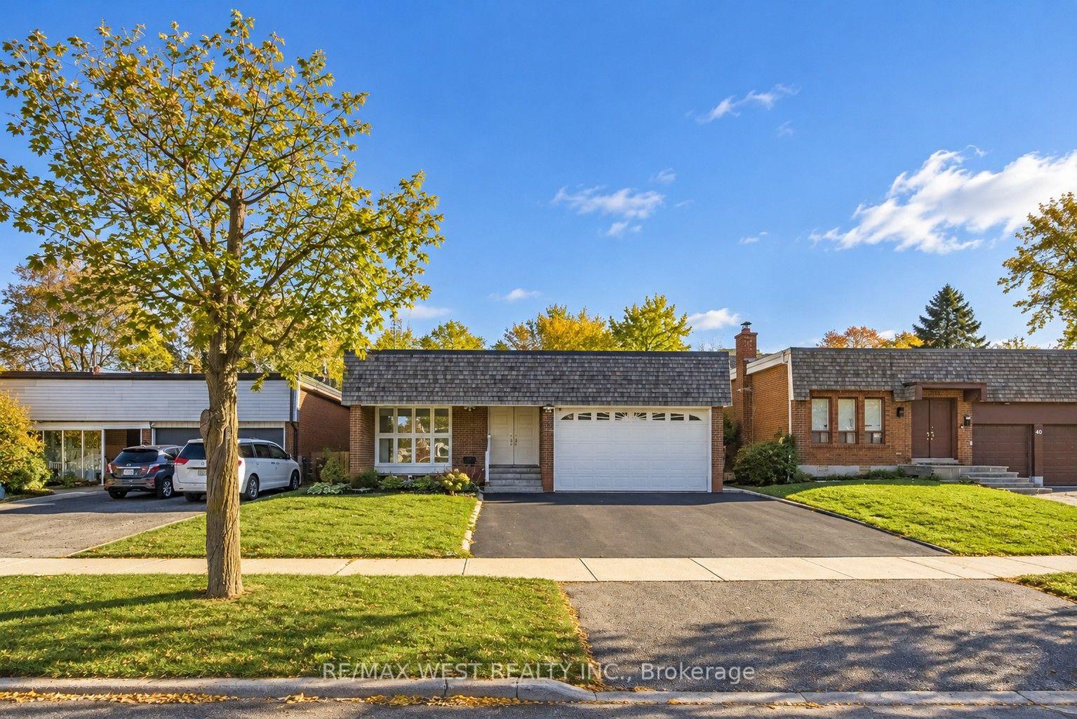 Photo 1 of 42 Masseygrove Crescent, Etobicoke, Mount Olive-Silverstone-Jamestown — HOMEH