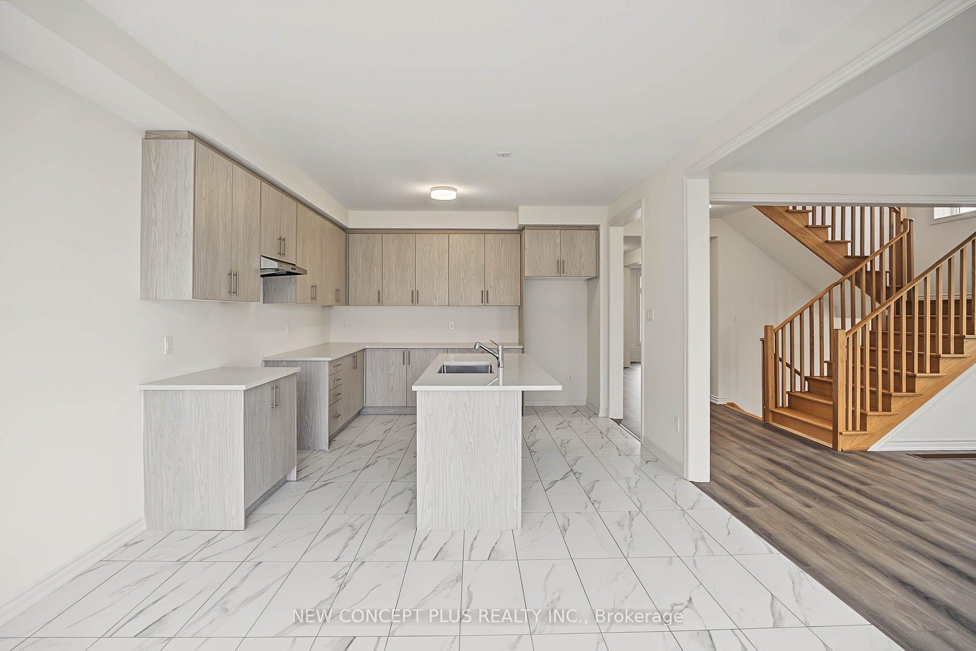 Photo 11 of 953 Trailsview Avenue, Cobourg — HOMEH