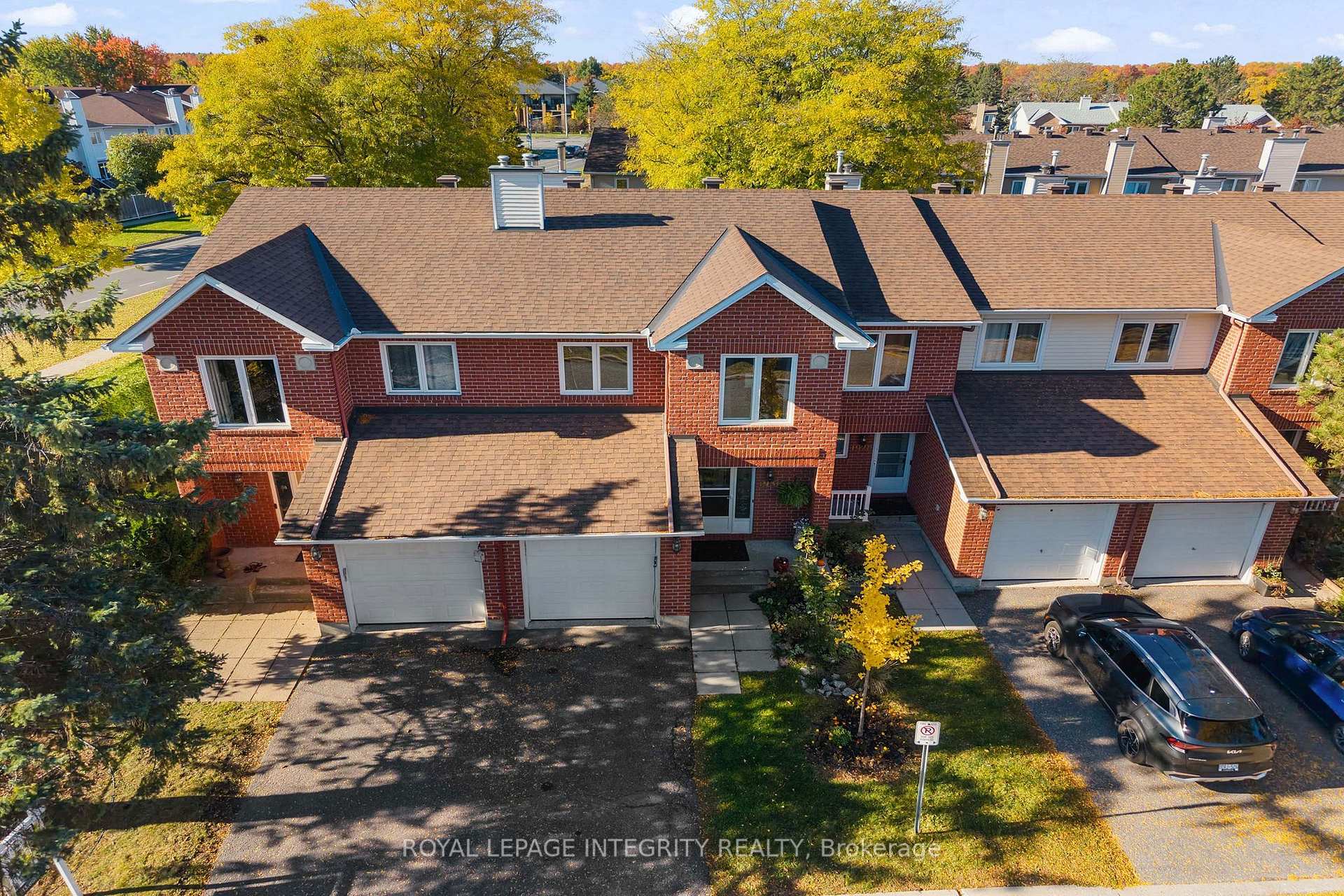 Photo 4 of 1930 Ashmont Street, Ottawa, Chapel Hill — HOMEH