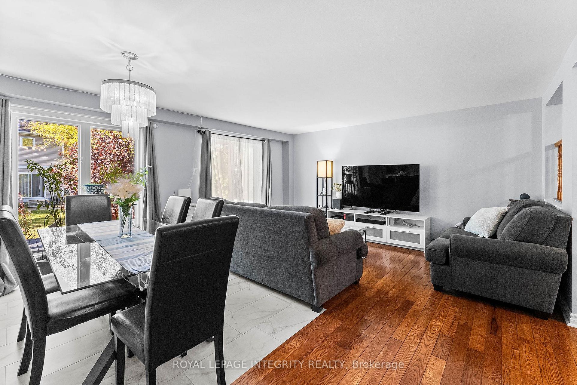 Photo 10 of 1930 Ashmont Street, Ottawa, Chapel Hill — HOMEH
