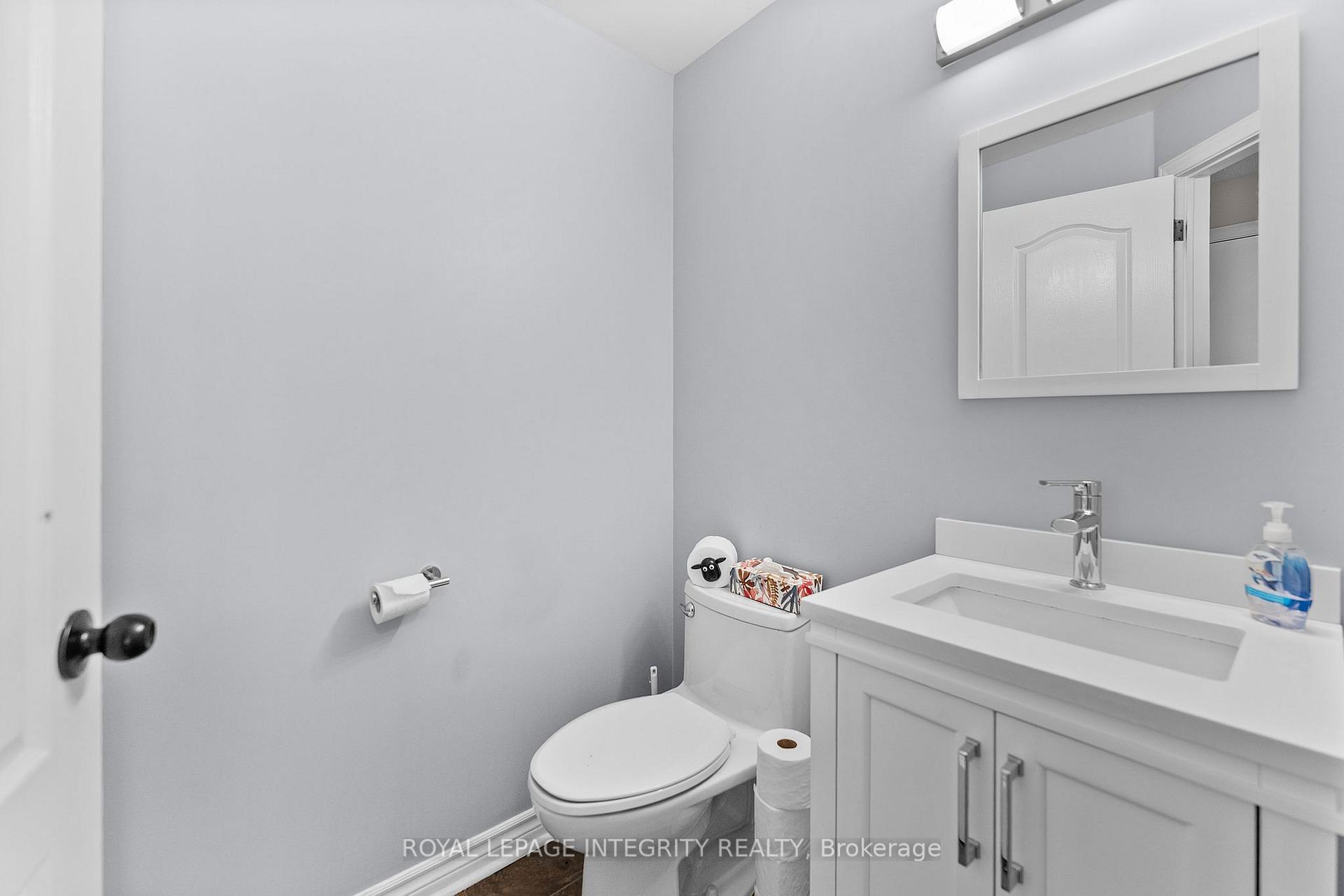 Photo 7 of 1930 Ashmont Street, Ottawa, Chapel Hill — HOMEH