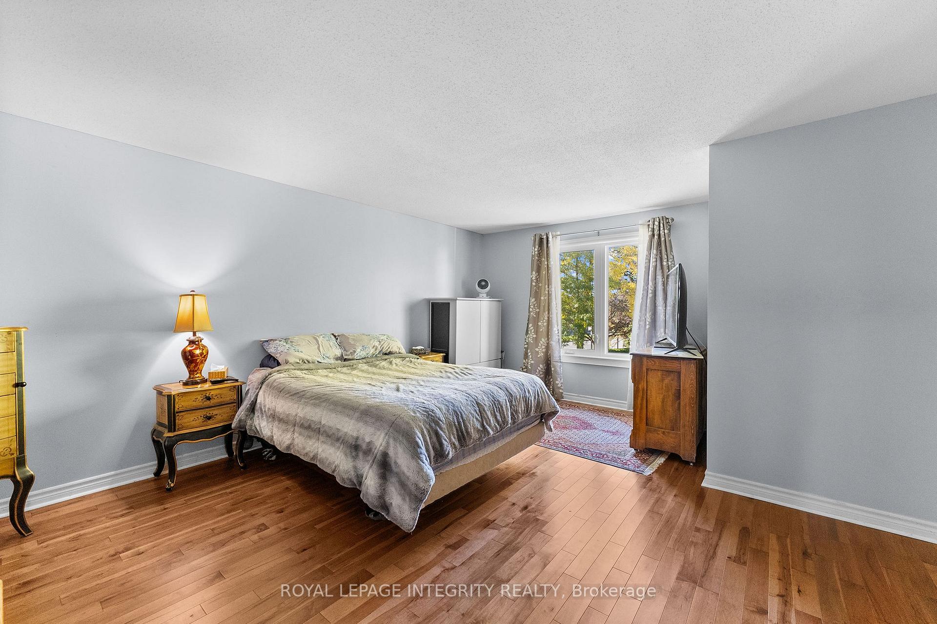 Photo 18 of 1930 Ashmont Street, Ottawa, Chapel Hill — HOMEH