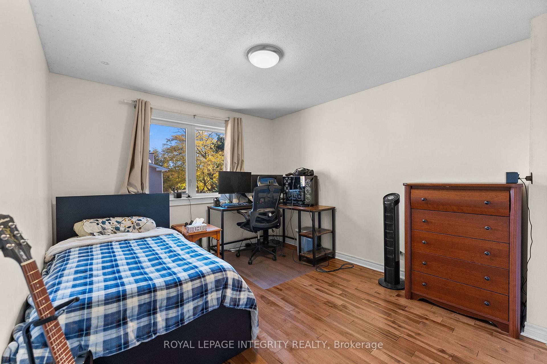 Photo 22 of 1930 Ashmont Street, Ottawa, Chapel Hill — HOMEH